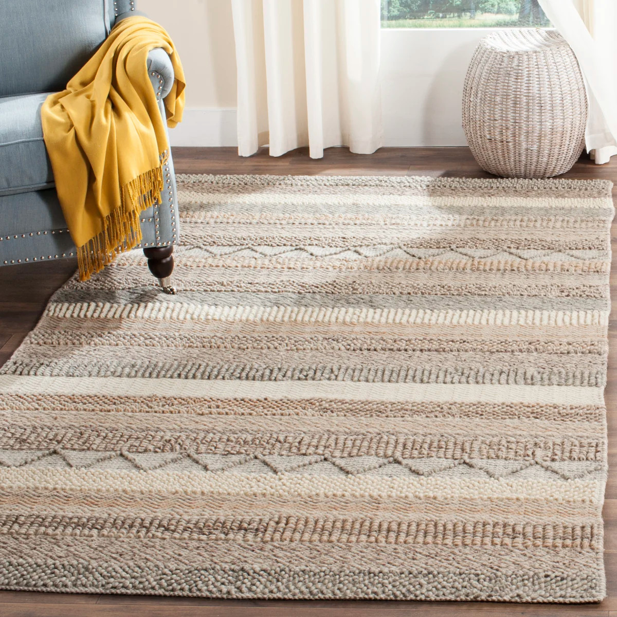 I’m obsessed 😩✨ Wayfair clearance is giving us designer-style rugs for under $1000 with up to 70% OFF 💥 #WayfairFinds #HomeDeals #DecorInspo #LuxuryLook #HomeMakeover #BudgetFinds #InteriorInspiration #RugGoals #ShopNow #TrendingDecor 

 #LTKSeasonal #LTKHome #LTKSaleAlert