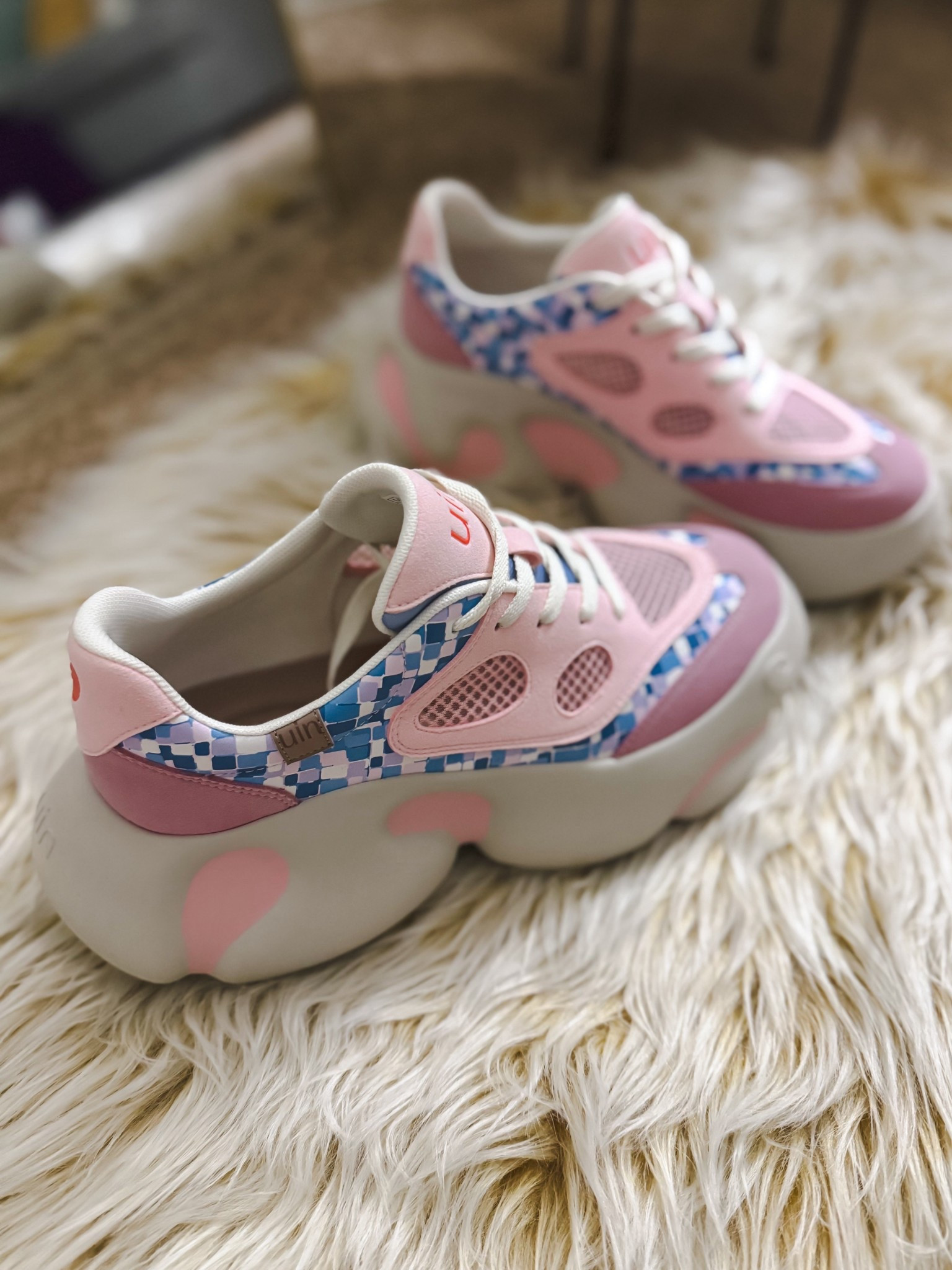 Retro chic meets everyday comfort 🤍 My favorite statement sneakers right now: the UIN Zarautz IX chunky shoes. These trendy retro-inspired sneakers elevate any casual outfit while keeping comfort a priority. Featuring a chunky platform sole, lightweight feel, and stylish vintage aesthetic—perfect for everyday wear, travel, or dressing up your casual looks. A must-have if you love fashion-forward comfort shoes ✨
Size 8 (tts)

chunky shoes, retro chic sneakers, chunky platform sneakers women, trendy fashion sneakers 2026, comfortable statement sneakers, lightweight chunky shoes, retro aesthetic footwear, travel walking sneakers women, casual everyday platform shoes, fashion sneakers for outfits, vintage inspired chunky sneakers, comfortable stylish sneakers

#LTKMothersDay #LTKSaleAlert #LTKWorkwear