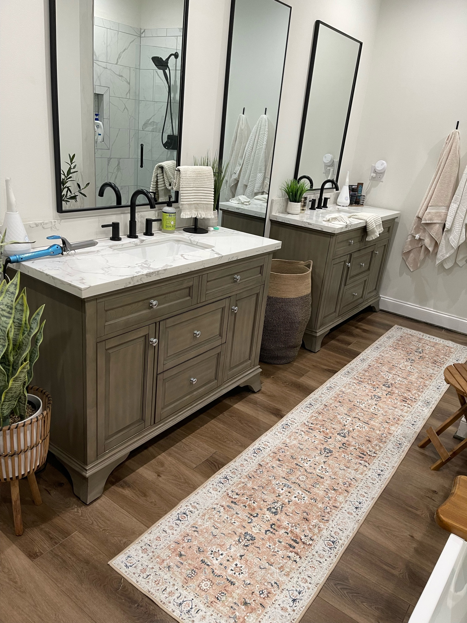Master bathroom!  #masterbath #bathroom #neutralbath

#LTKfamily #LTKhome #LTKSale