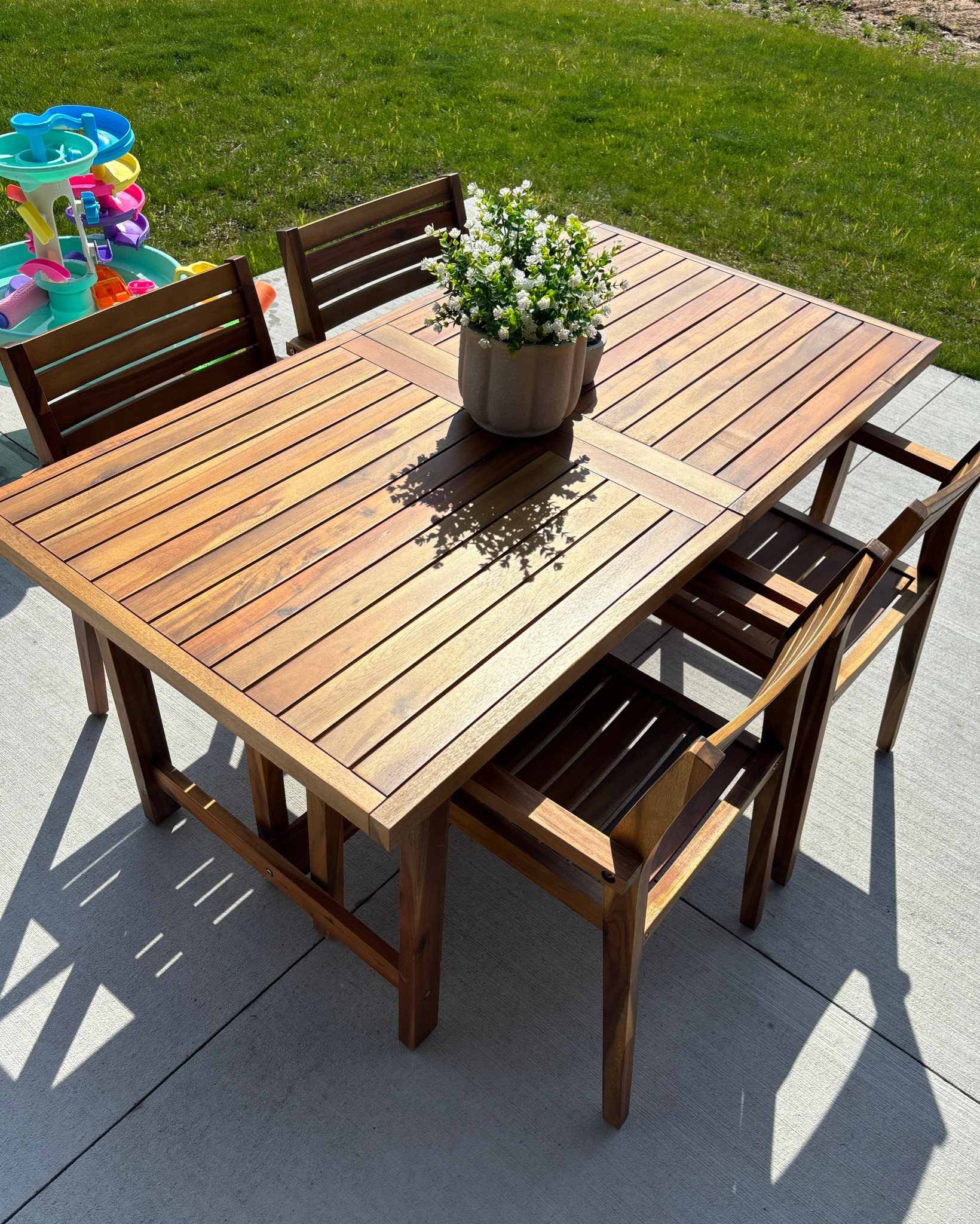 The prettiest outdoor table☀️#ltkhome #ltkseasonal