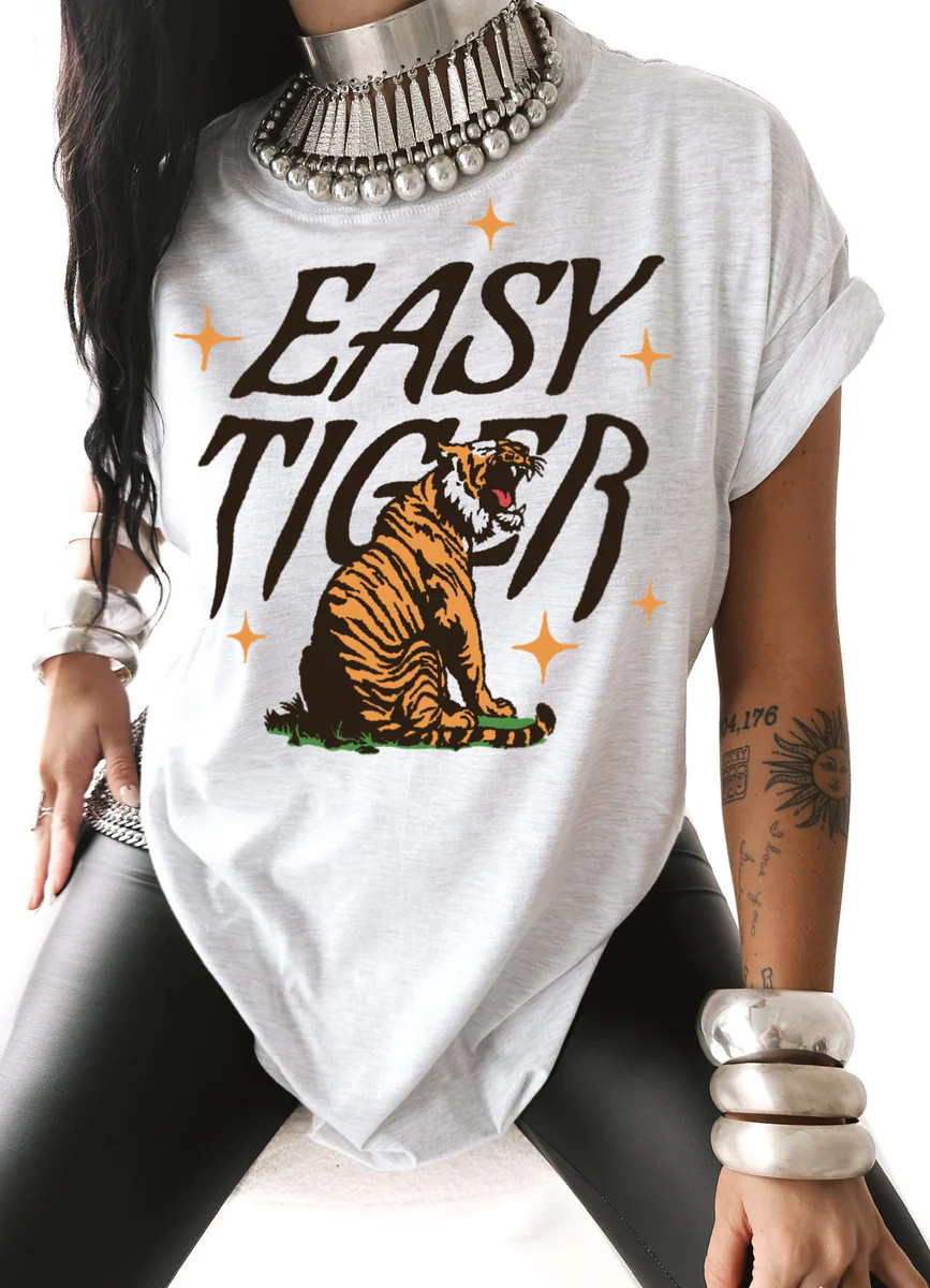 EASY TIGER SIDE SLIT TEE | Pebby Forevee