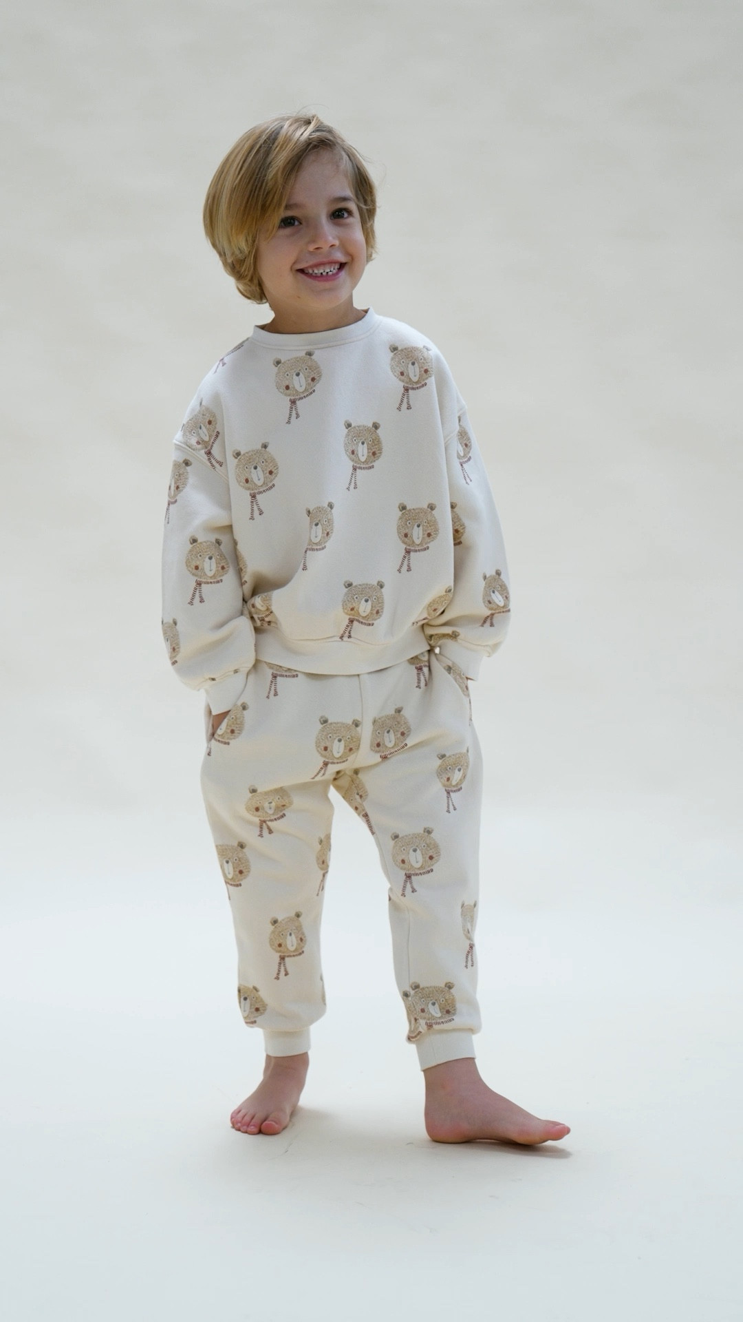 Comfy and cute for the holidays! 

Boys matching sets
Holiday outfits 
Toddler Boys Sweatsuit

#LTKHoliday #LTKKids #LTKSeasonal