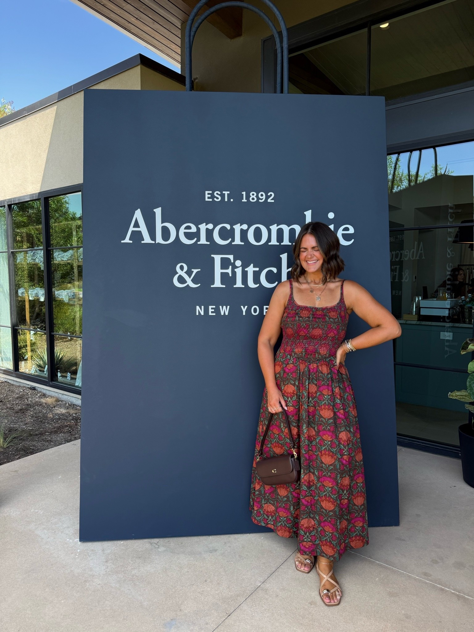 Dress, sized down to a medium 
sandals, true size 10

Size 12, midsize, summer dress, casual style @abercrombie

#LTKootd #LTKCon #LTKMidsize