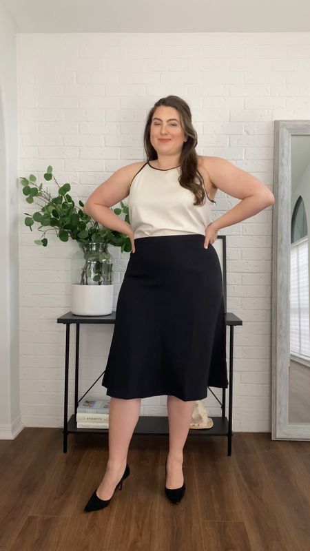 Black and White Workwear- Is there anything more classic? 

Follow for more business professional outfits, business casual outfits, smart casual outfits, and workwear outfit ideas! 

#LTKstyletip #LTKworkwear #LTKcurves