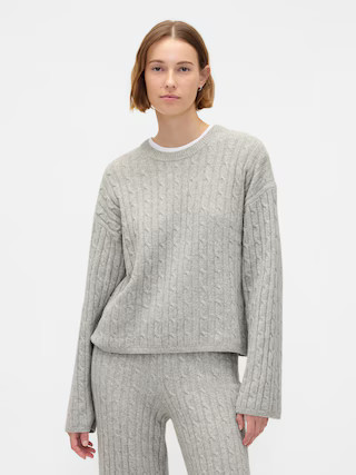 CashSoft Cable-Knit Crewneck Sweater | Gap (US)