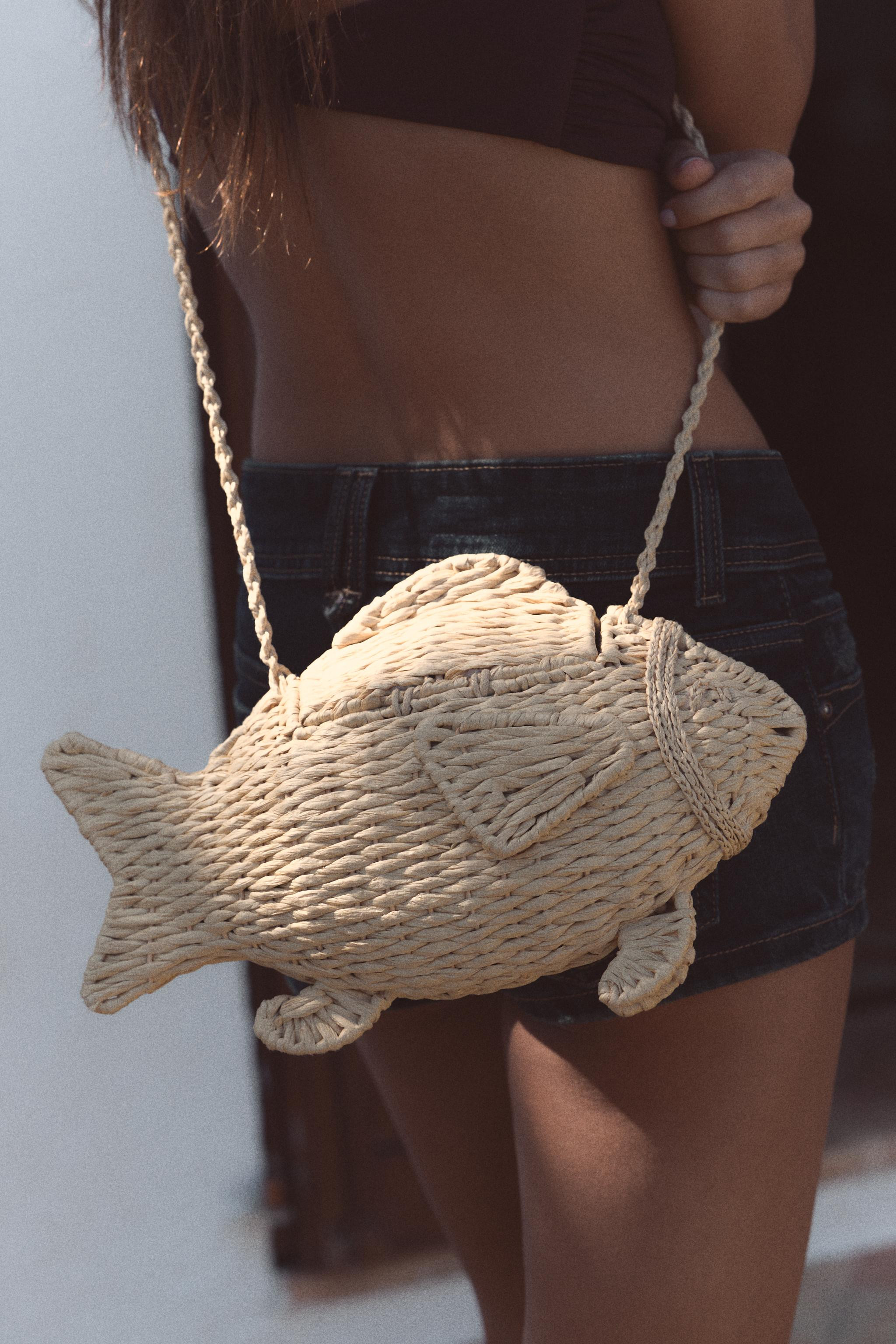 FISH-SHAPED WOVEN EFFECT BAG | Zara US