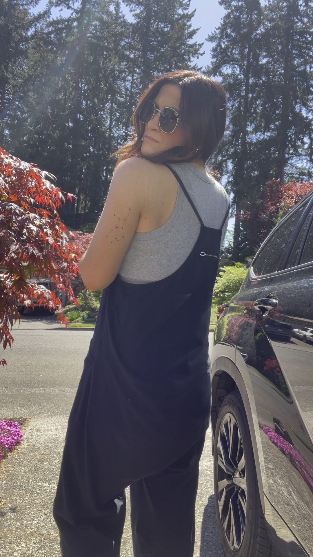 $8 tank comes in a bunch of colors! Amazon jumpsuit!
Wearing size medium in both! #morginm