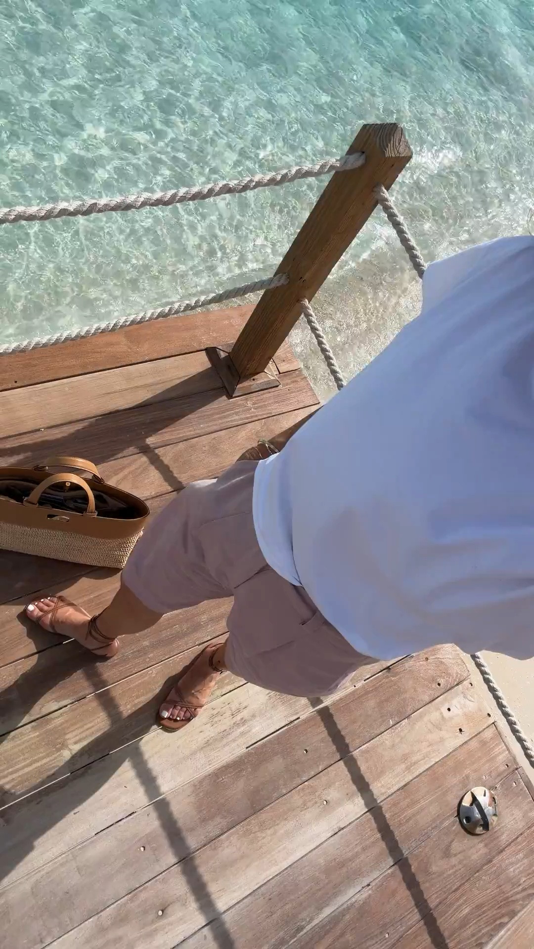 Love these linen Bermuda shorts! TTS @Alp N Rock discount code Tammyanr25
-sunglasses code Tammy20 @RAEN