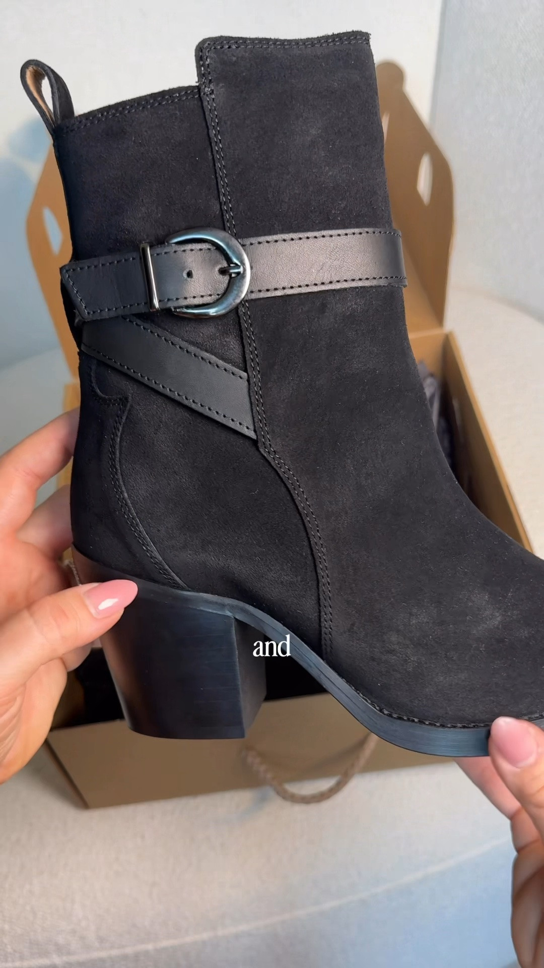 A little western, a little moody and all black 🖤 The Westie boots from @overland really make the whole look. #gifted

#OverlandSheepskin #MyOverland #WesternStyle #FallStyle #FallBoots

#LTKgrwm #LTKootd #LTKSeasonal