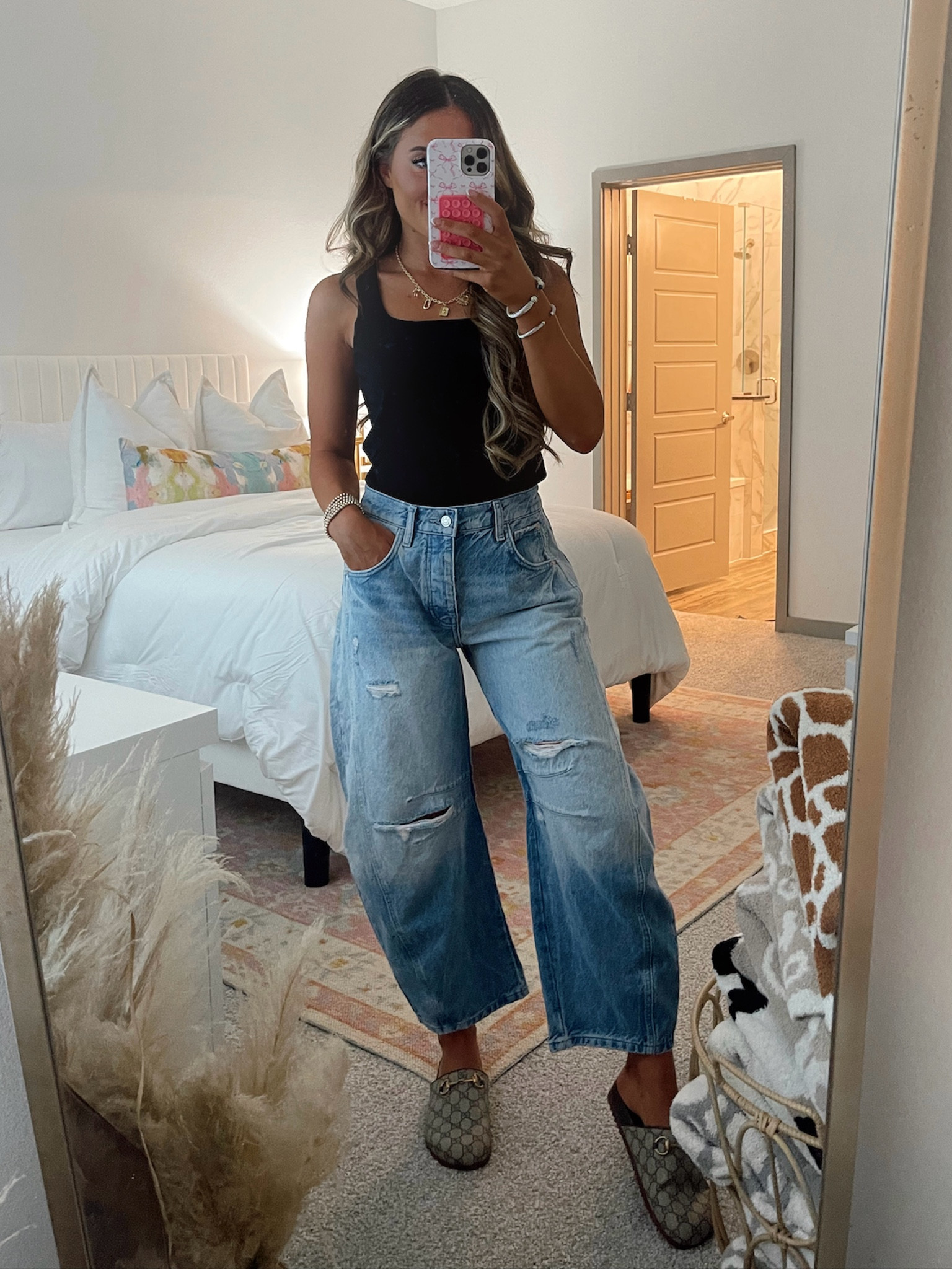 Free People Barrel Jeans 🙌🏽

#LTKFindsUnder100 #LTKStyleTip