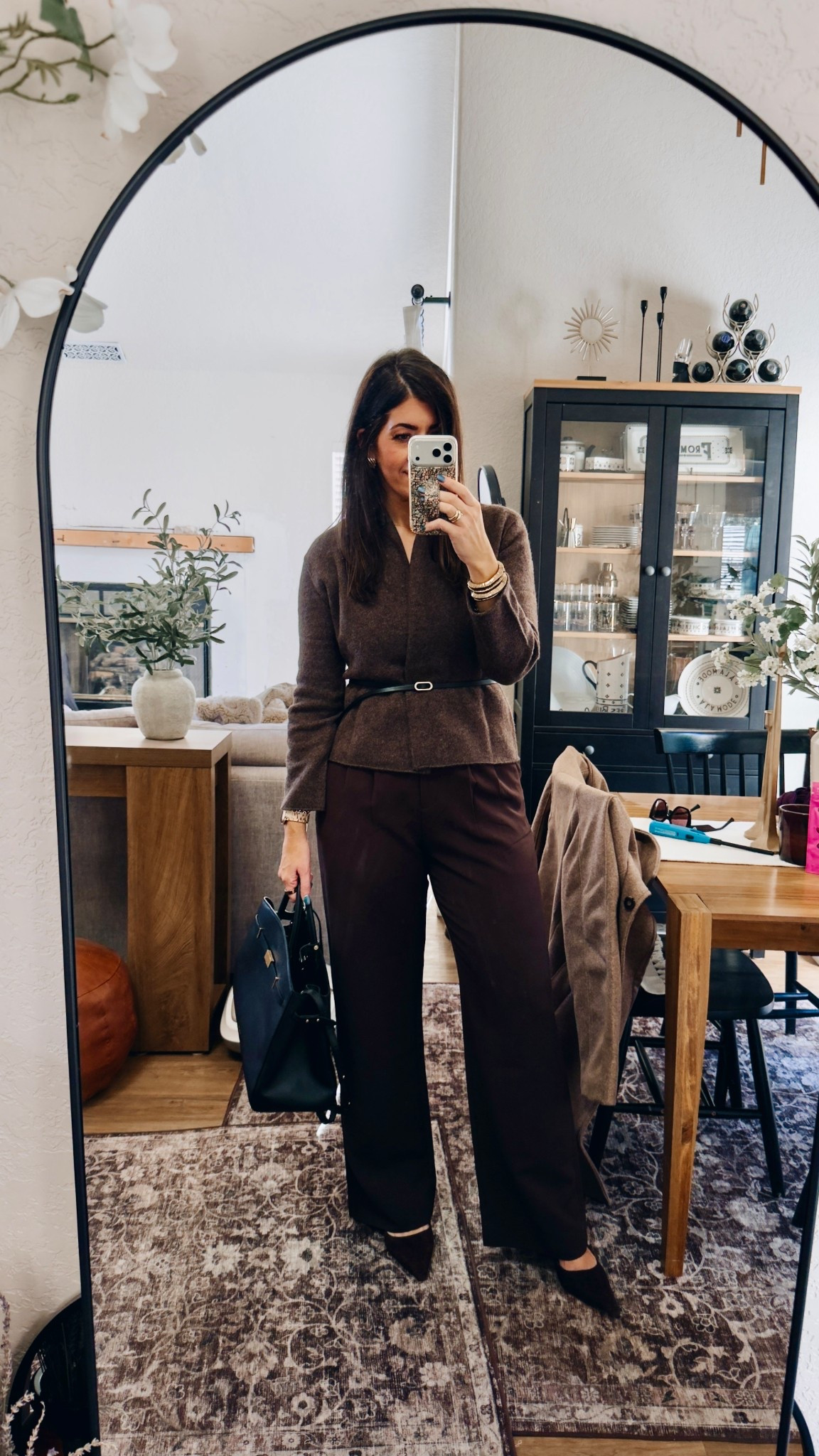 Today’s work outfit
Medium wrap sweater
8 tall trouser


#LTKWorkwear #LTKMidsize #LTKOver40