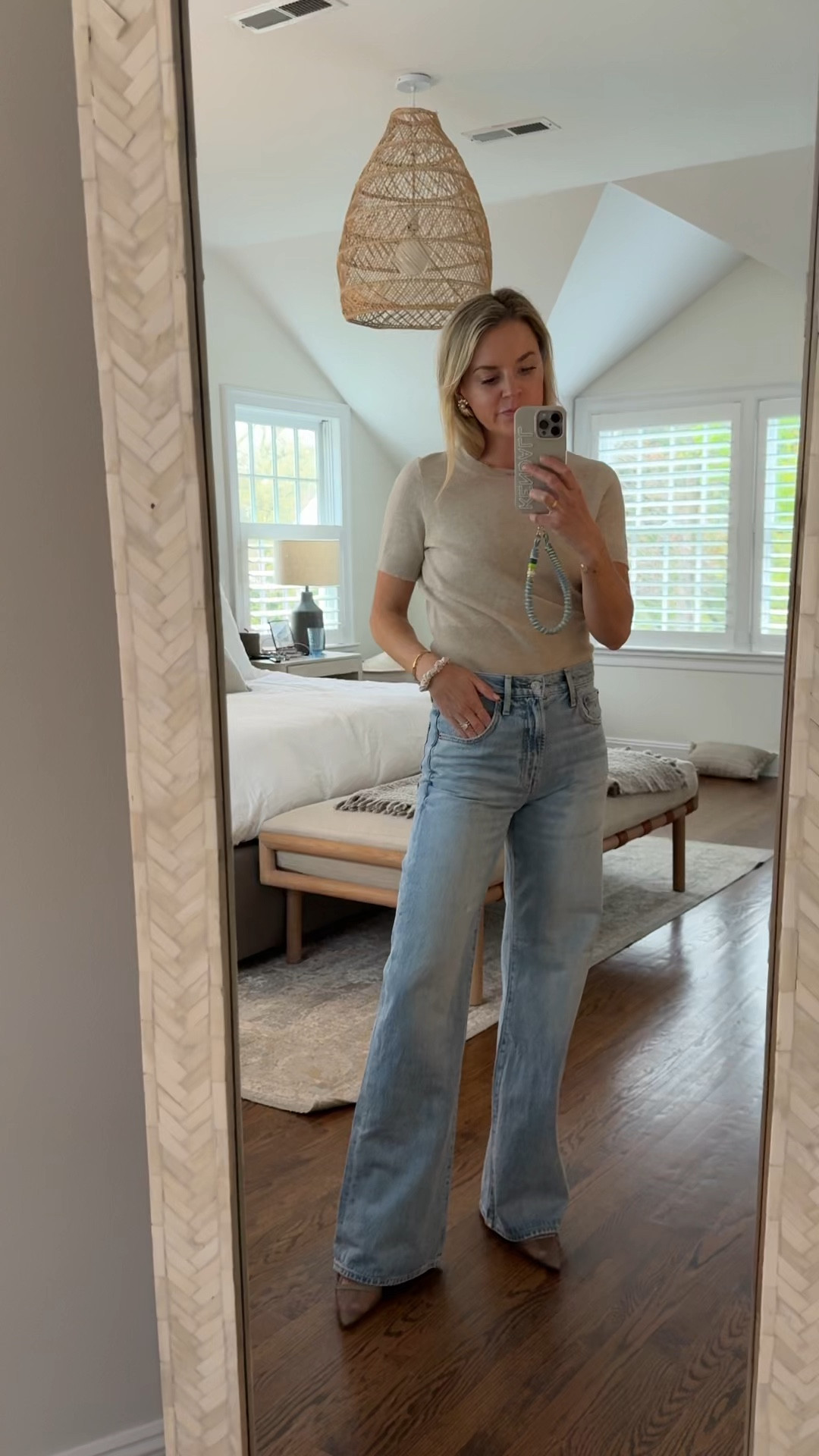 spring outfit for girls night out 
-small top
-26R jeans, I’m 5’5 (use code STYLEDSNAPSHOTS for 15% off)
-heels tts 