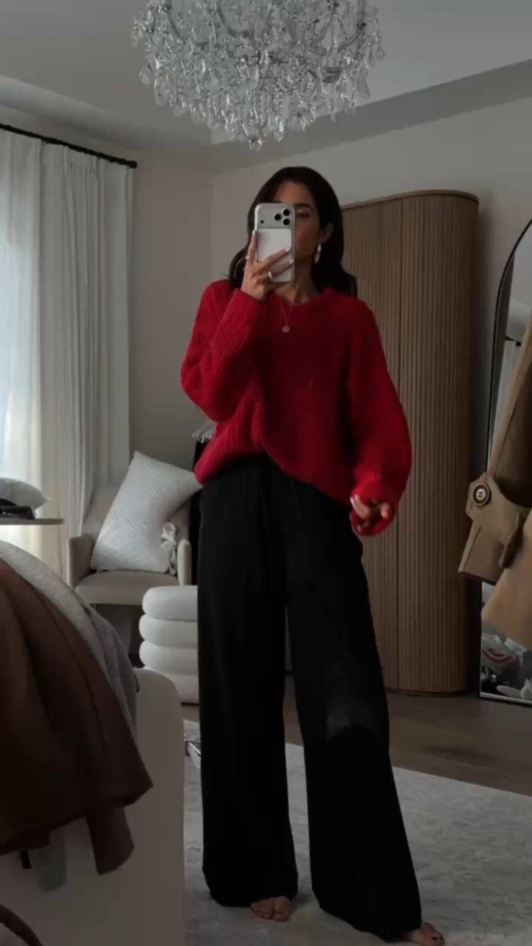 These pants are amazing! I’m just shy of 5-7” wearing the size XS pants and a size small sweater. #target #sweater #holiday #stylinbyaylin #aylin

#LTKootd #LTKHoliday #LTKgrwm