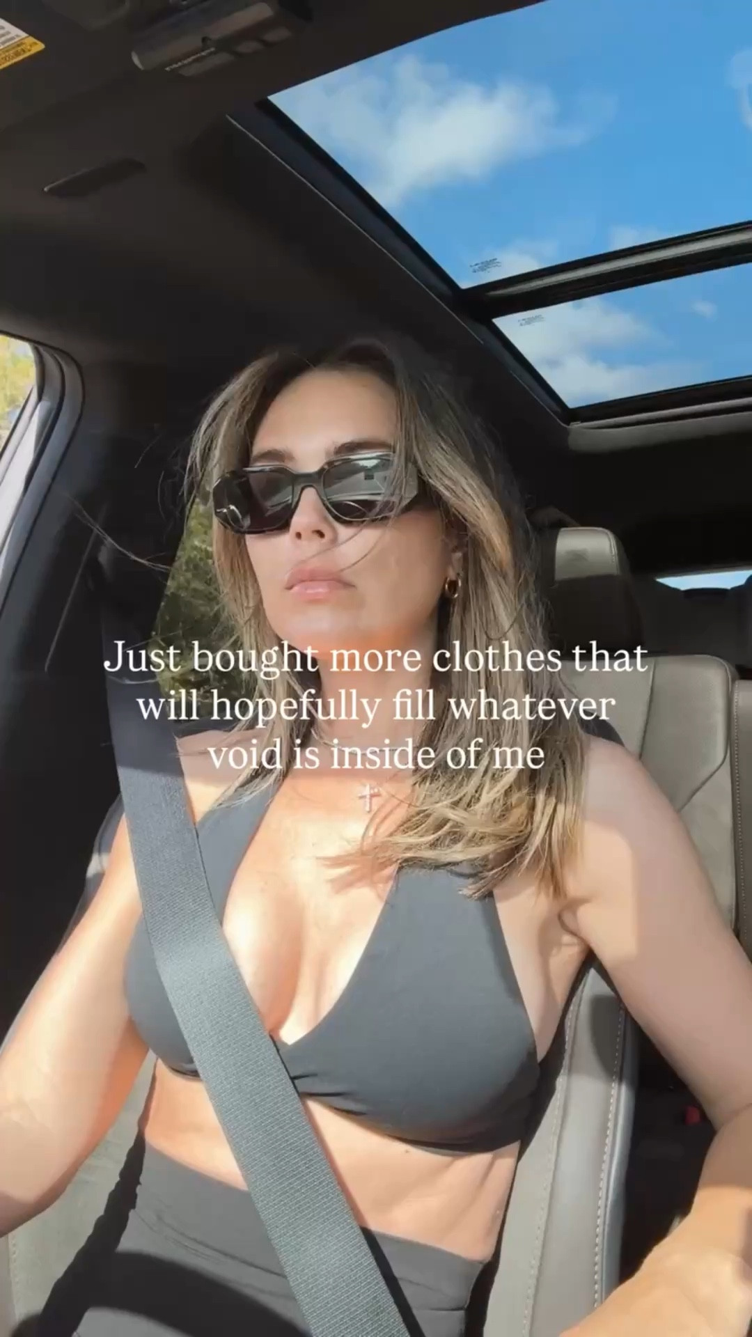 Driving to therapy but wait do you want a try-on

Top - small
Shr leggings (the best) - 2 

#LTKBeauty #LTKfitnessgoals #LTKmorningroutine