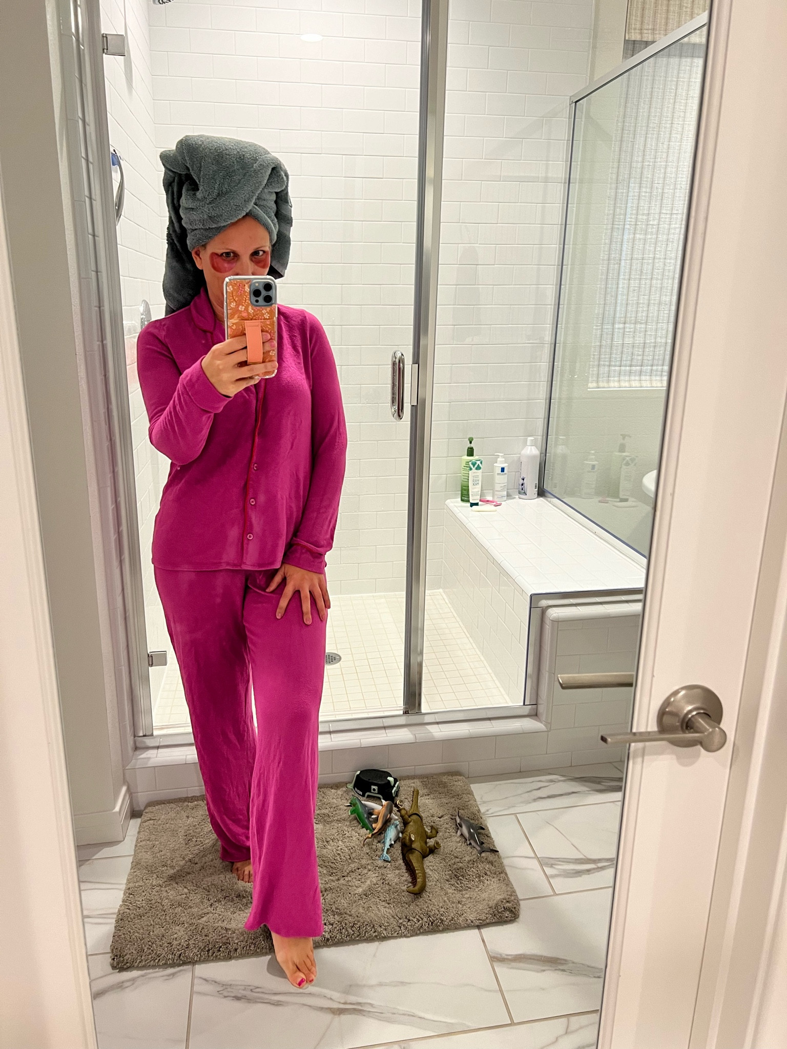 I am seriously obsessed with these cotton pajamas! They are sooo soft and flattering! And it’s a bonus that they match my hydrating eye patches! 

#LTKSeasonal #LTKfindsunder100 #LTKbeauty