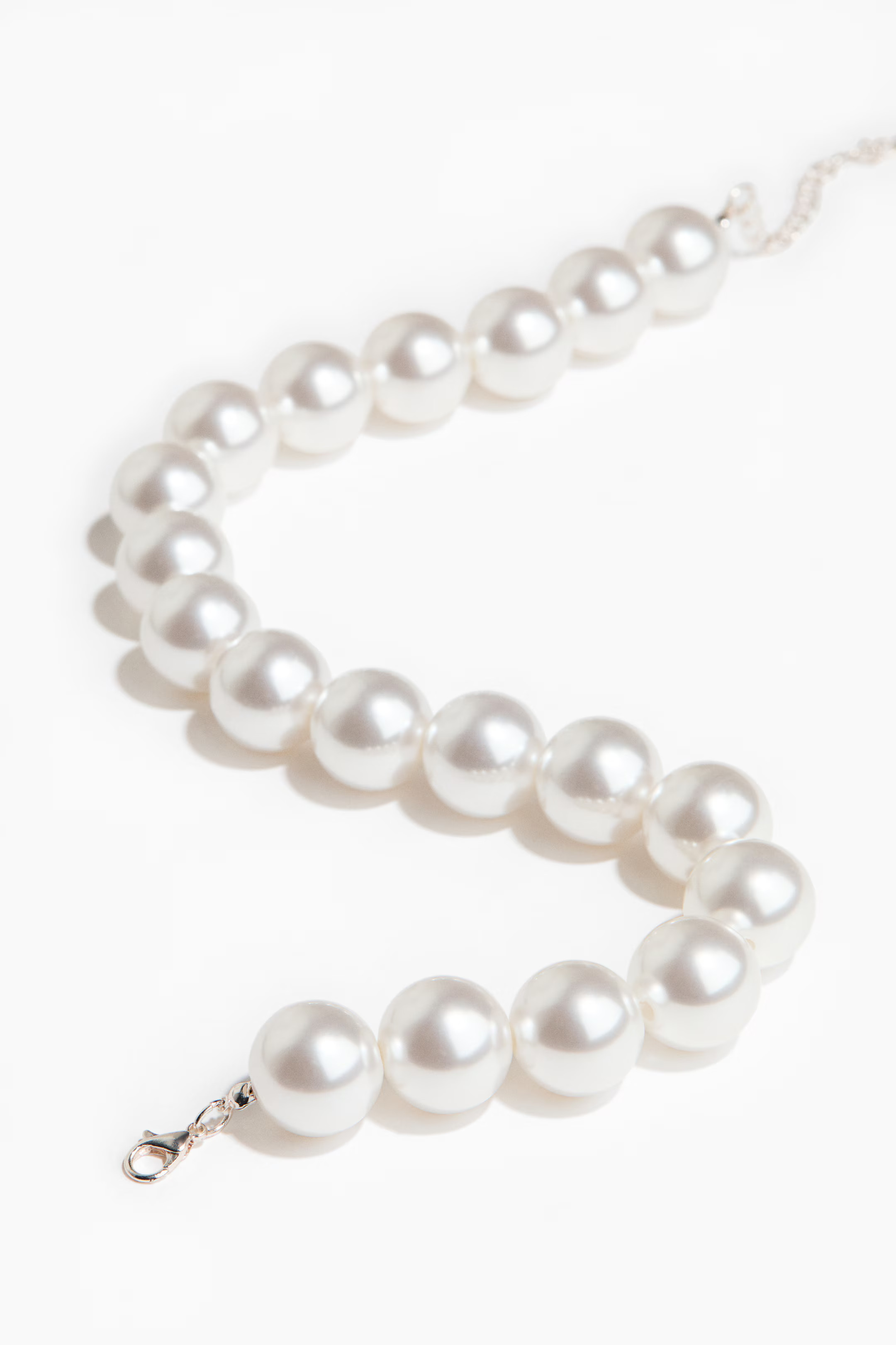 Chunky Beaded Necklace | H&M (US + CA)