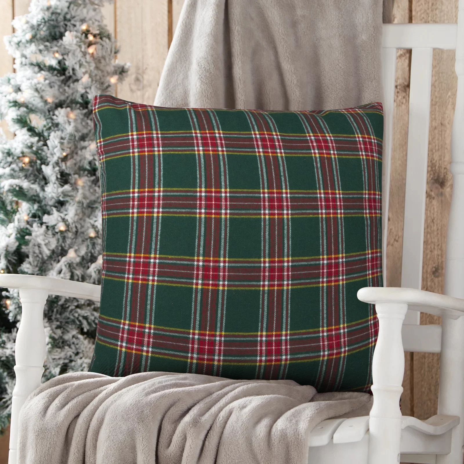 Set of 2 Red Plaid Christmas Decorative Throw Pillow Covers 18" x 18" for Gift - Walmart.com | Walmart (US)