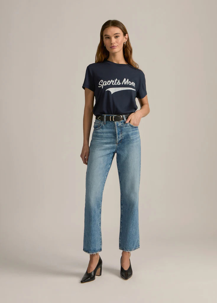 THE SPORTS MOM TEE | Favorite Daughter