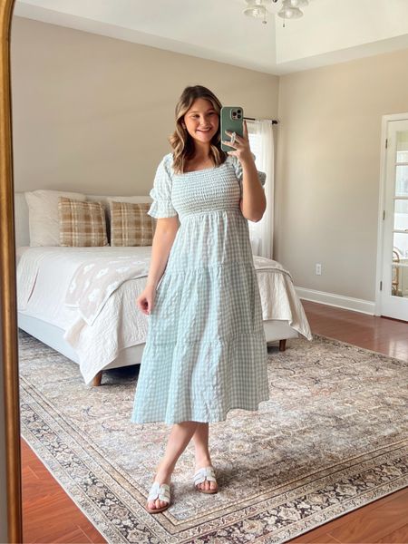 Gingham Midi Dress

*wearing a medium*