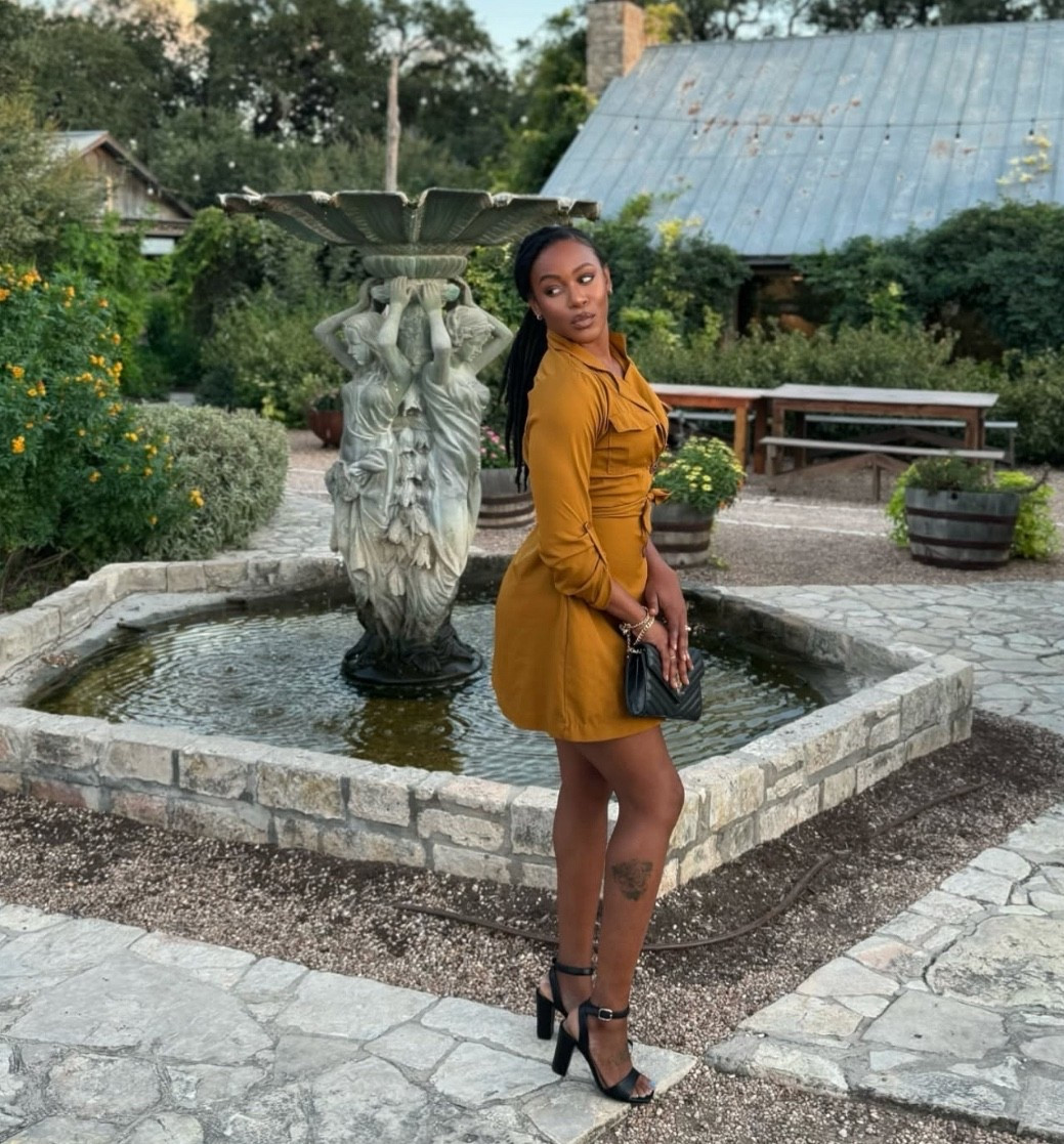 
Elegant, golden-hour ready. This look was my go-to for a professional evening event — effortlessly chic without trying too hard. The mustard wrap dress gives a soft statement moment, while classic black accents keep it grounded. Paired my Target heels with my YSL bag for that perfect high-low balance that never fails. ✨

Accesory Details:
	•	Heels: Target — sleek, minimal black strap
	•	Bag: YSL — timeless and structured
	•	Jewelry: Minimal gold pieces

Perfect for:
⭐️ Networking events
⭐️ Evening dinners
⭐️ Work-related socials
⭐️ Elevated date nights
#LTKEveningStyle #LTKChic #ProfessionalStyle #EveningOutfit #DateNightLook #TargetFinds #YSLBag #LTKfashion #BlackCreatorsOnLTK #LuxuryMeetsAffordable


#LTKWorkwear #LTKItBag #LTKTall
