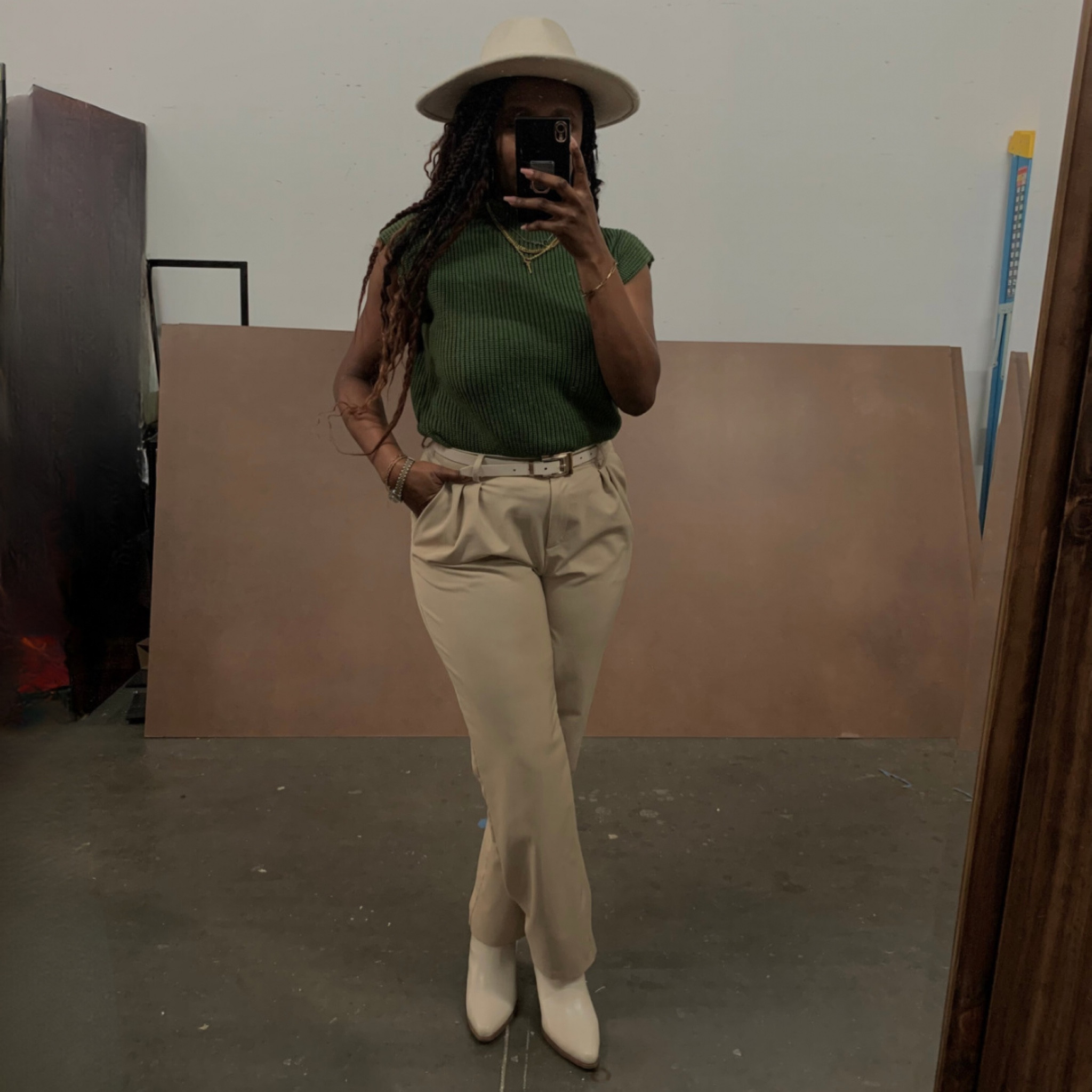 Work Fit 💚

#LTKstyletip #LTKfindsunder50 #LTKworkwear