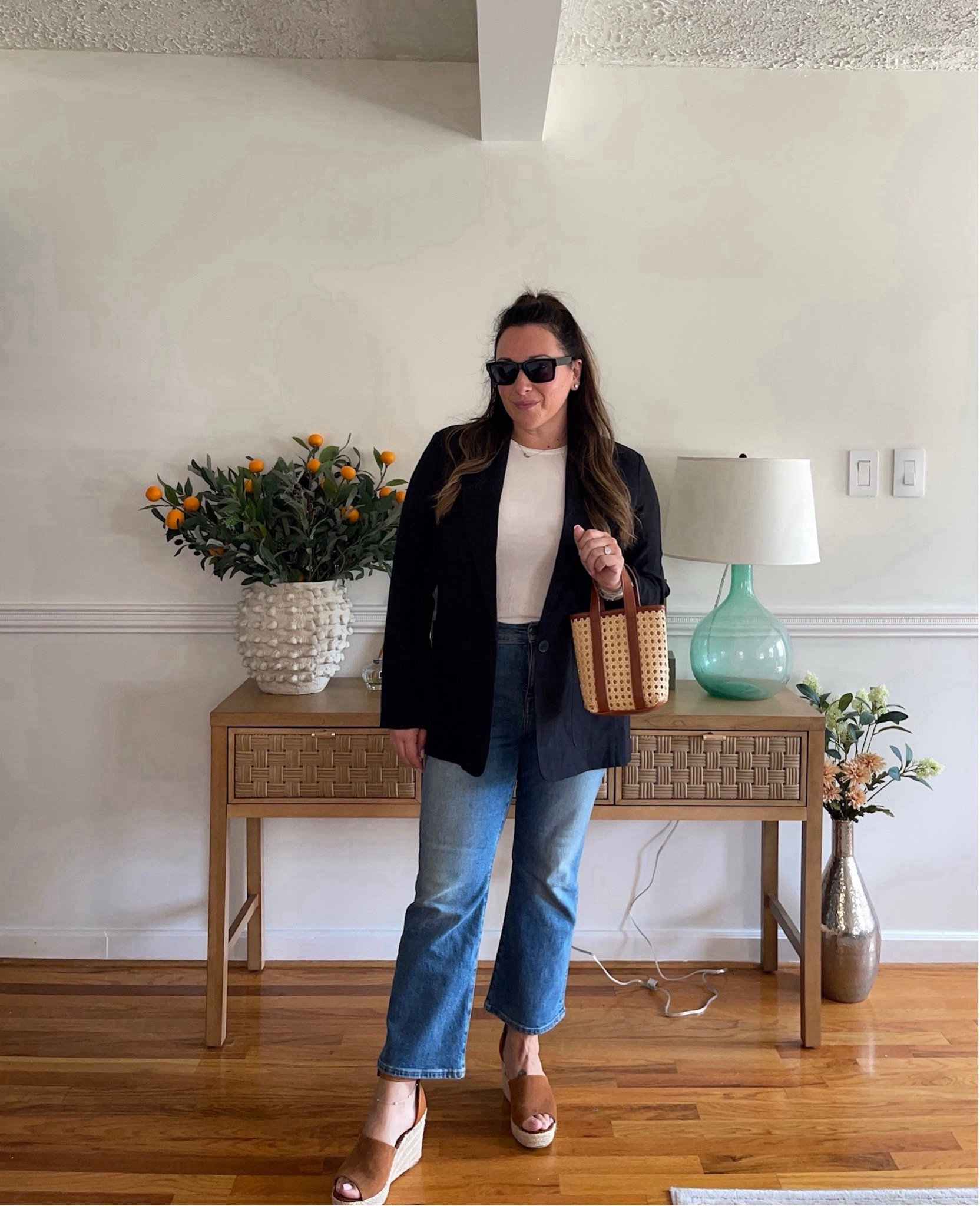 Favorite Madewell jeans are on sale! Sign up to be an insider for additional savings! 

#LTKMidsize #LTKStyleTip #LTKFallSale