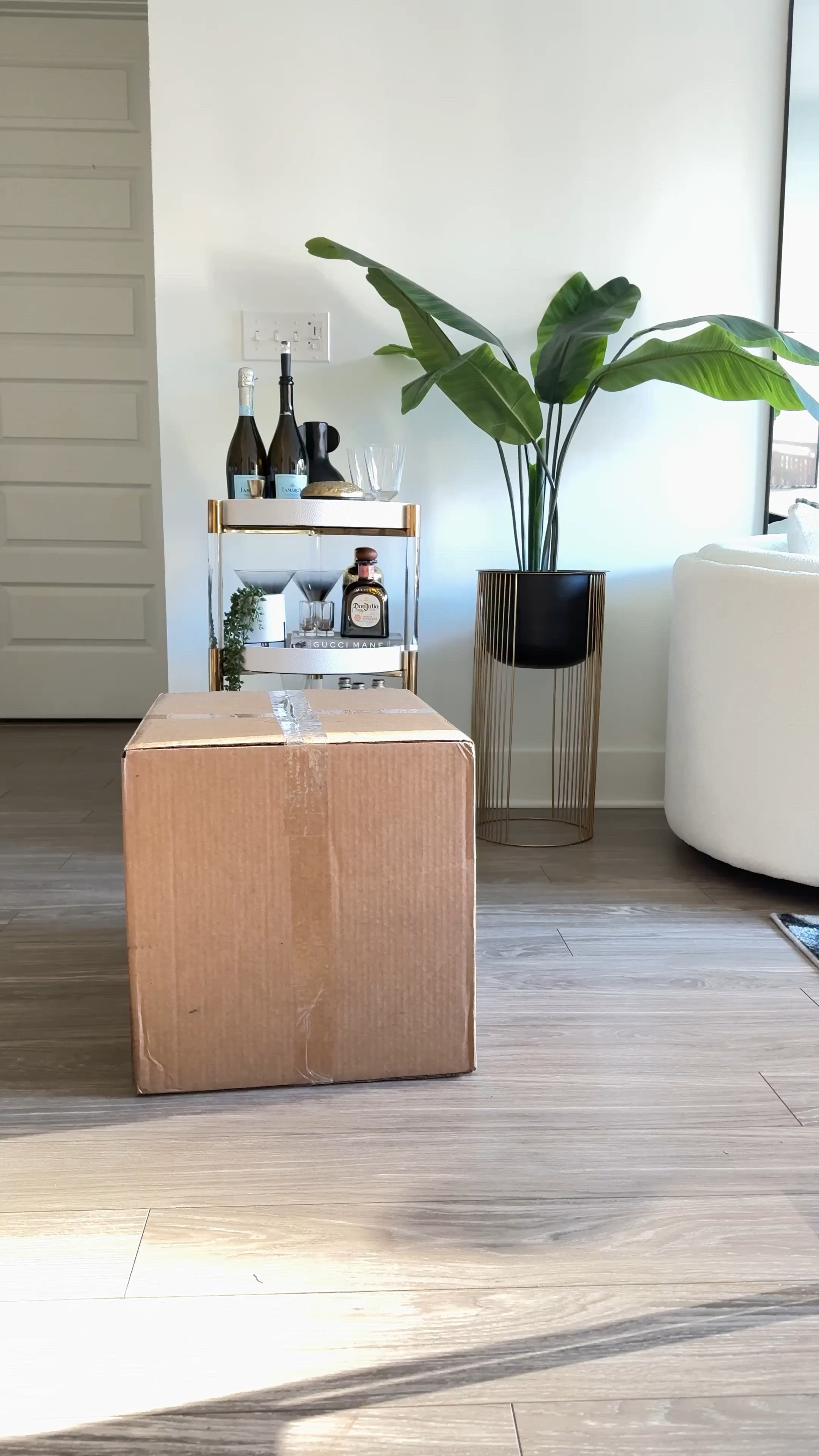 My BOX Diairies: Schutz it is… 🤩


#LTKStyleTip #LTKShoeCrush #LTKSaleAlert