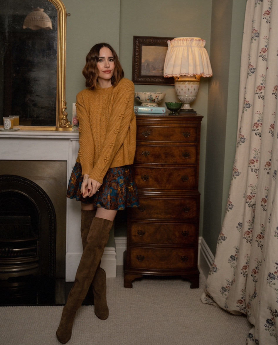 All the Fall vibes 🍁
I love this look and this floral mini- quite autumnal & chic 

#LTKstyletip #LTKautumn #LTKshoes