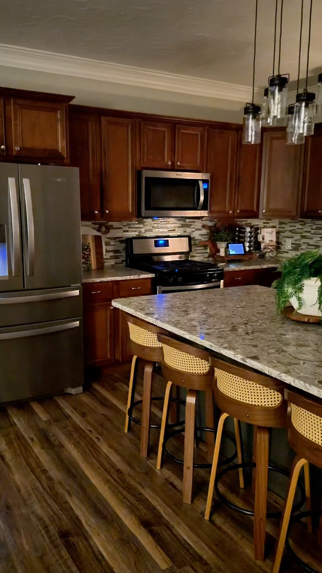 DIY kitchen upgrade #LTKdecor

#LTKU #LTKVideo #LTKhome