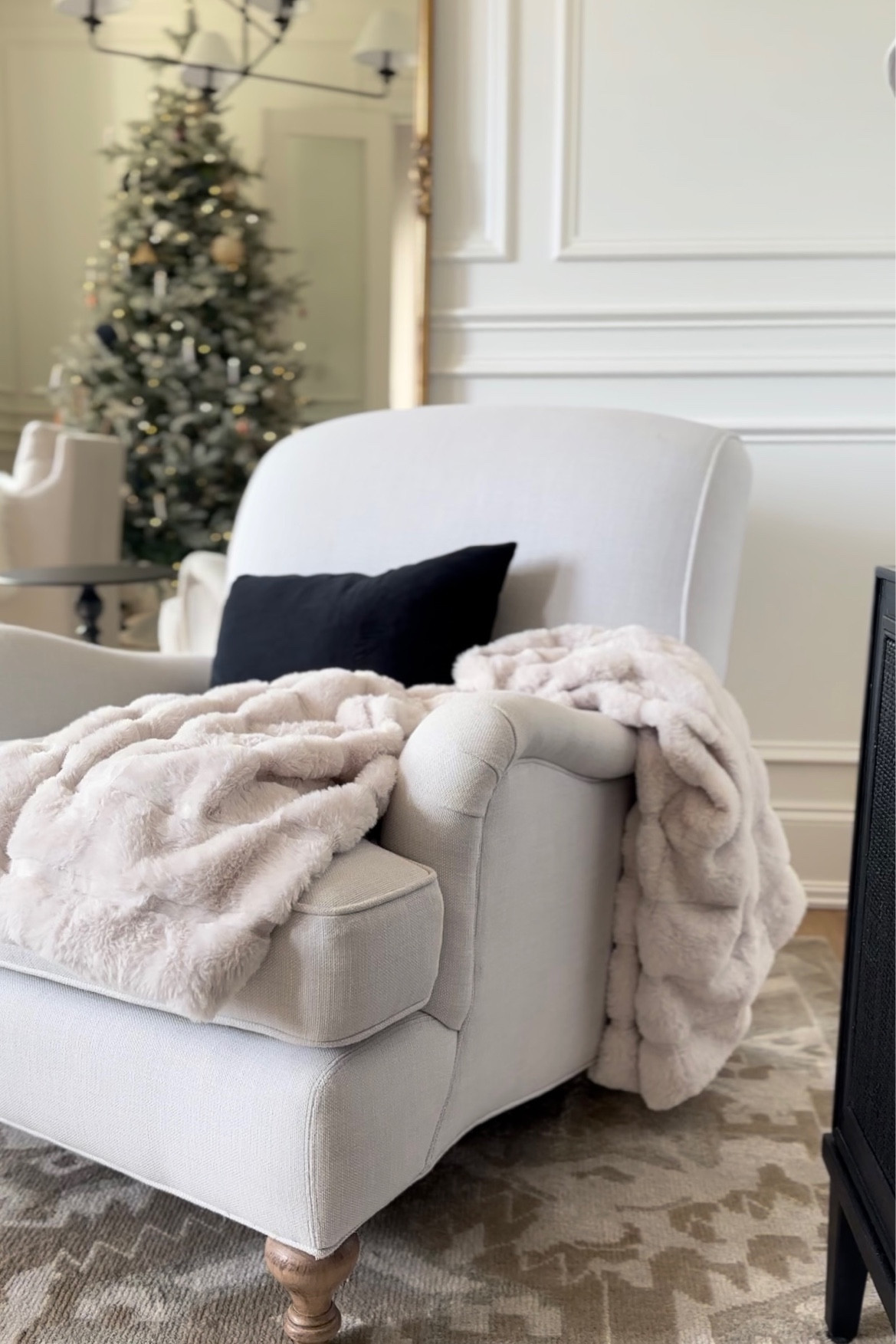 Office nook and miramar chair from serena and lily in the color fog

#LTKhome