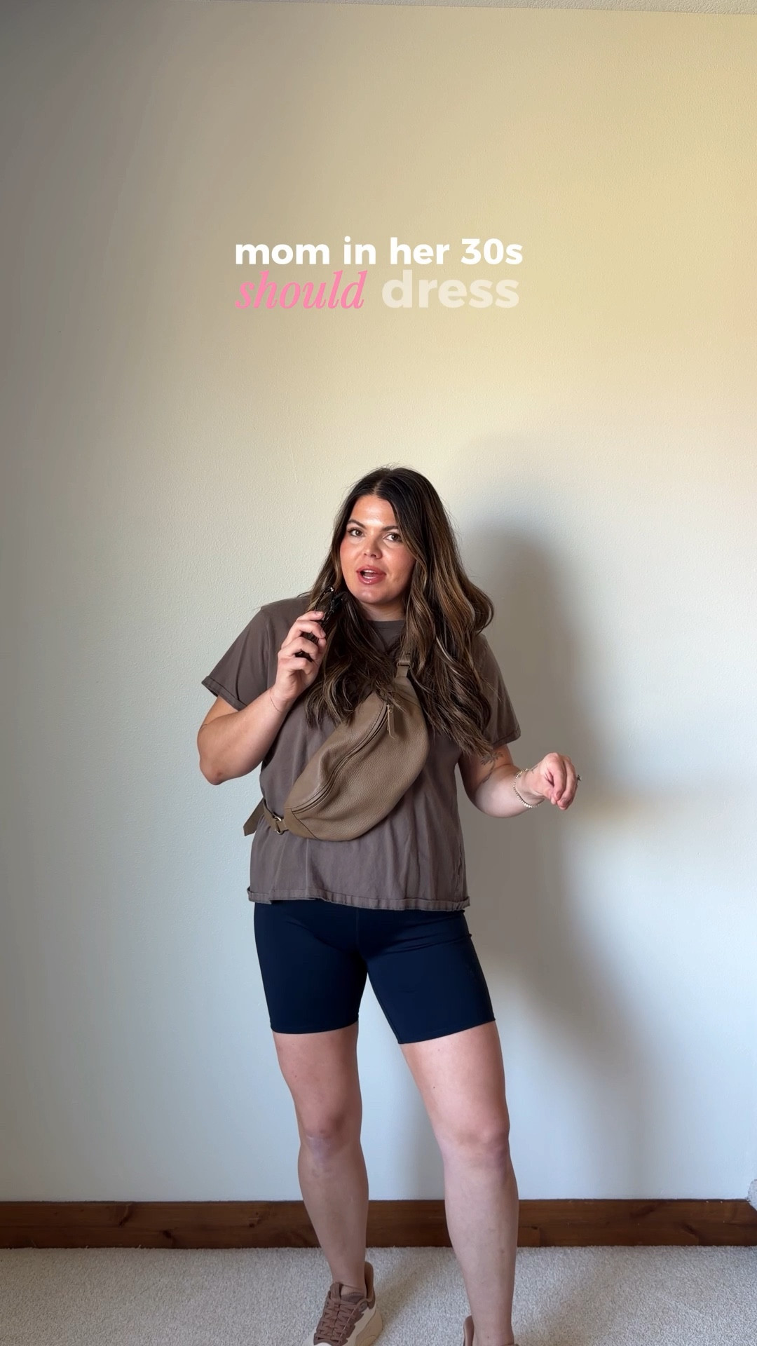 3 easy hot weather & sports mom for fits you to recreate !!! When it comes to finding out personal style, this is just the beginning (I'm talking I want to start my closet from ground zero ) - follow along and let's do this
dang thing together.
#soccermomoutfit #momoutfit #momstyle #styleover30 #midsize


