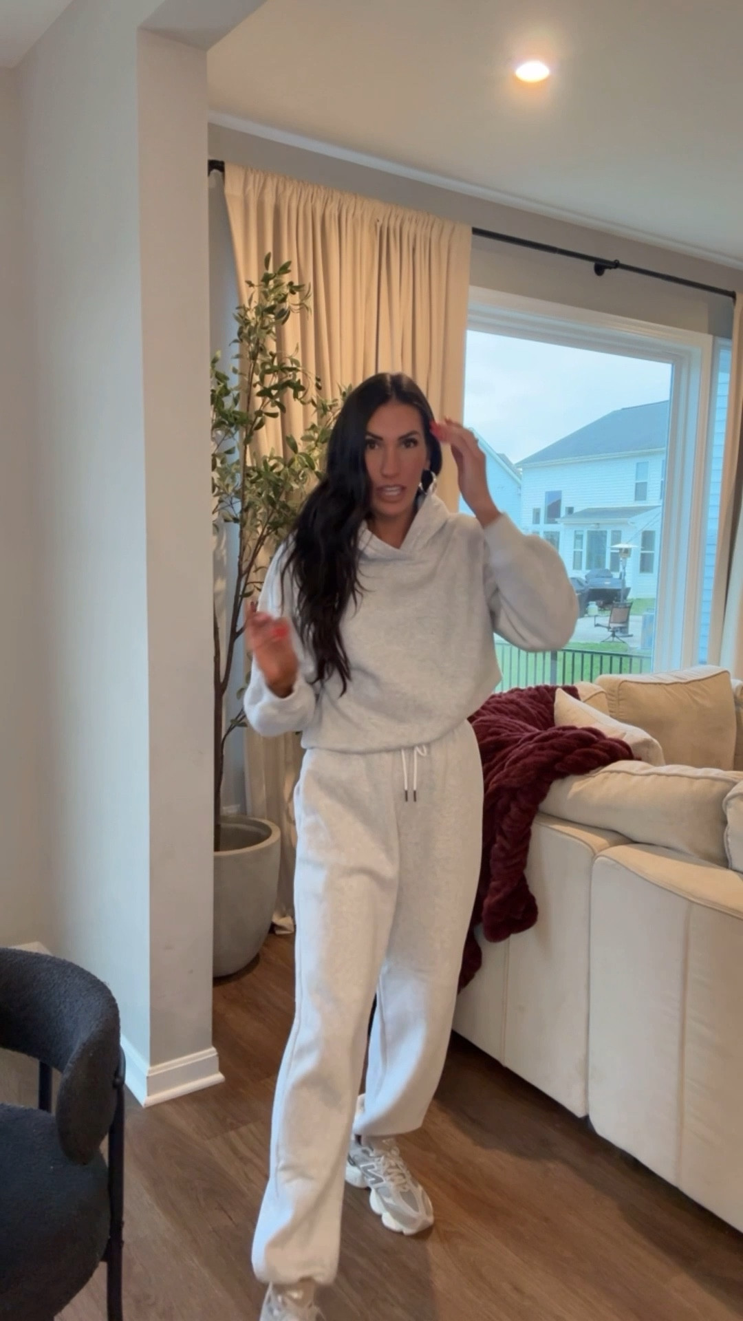 Obsessed with this matching set
Abercrombie finds
Small in hoodie & small long in joggers 
New balance 9060 


#LTKHoliday #LTKFindsUnder50 #LTKmomlife