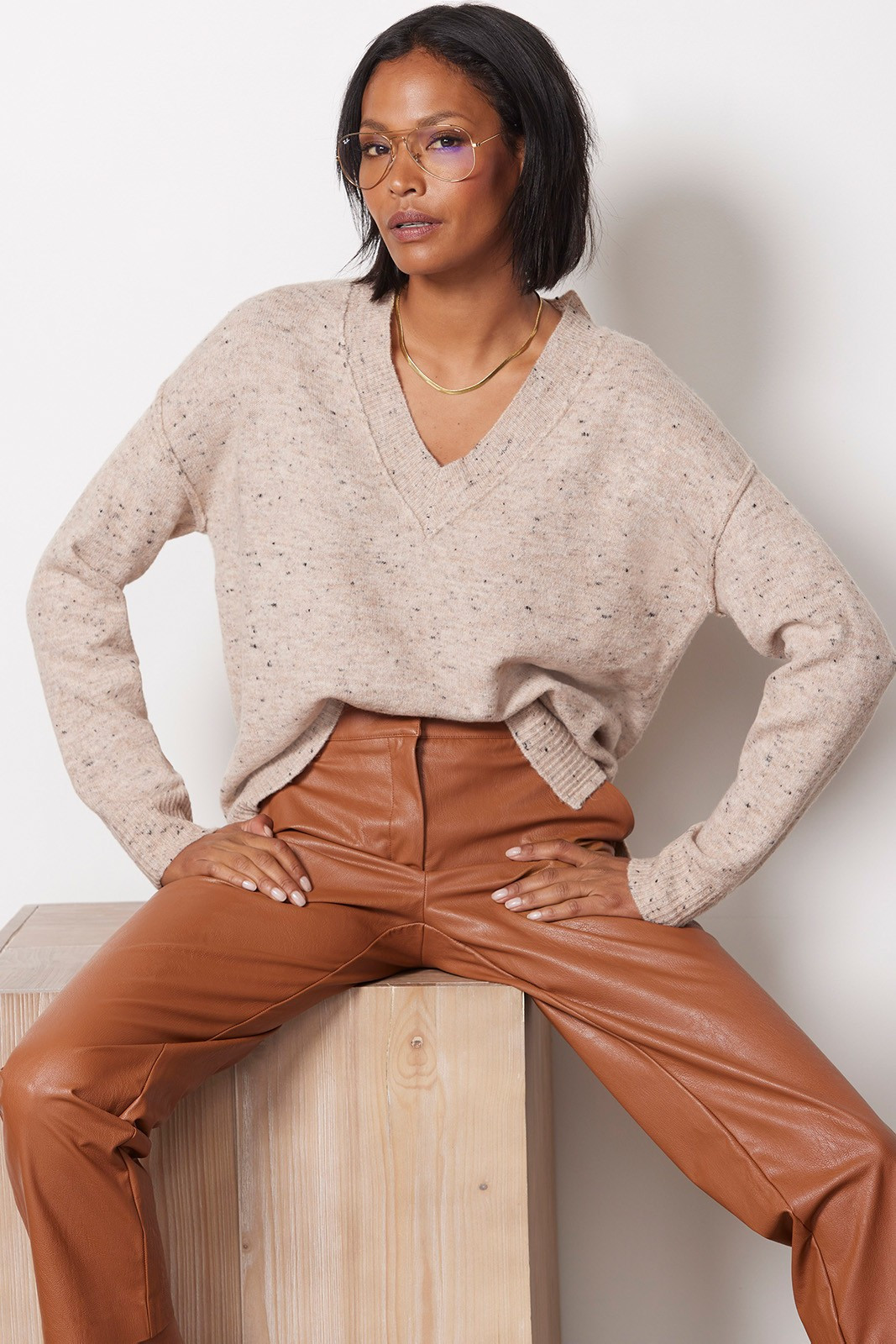 EVEREVE Harlow Vneck Pullover | EVEREVE | Evereve