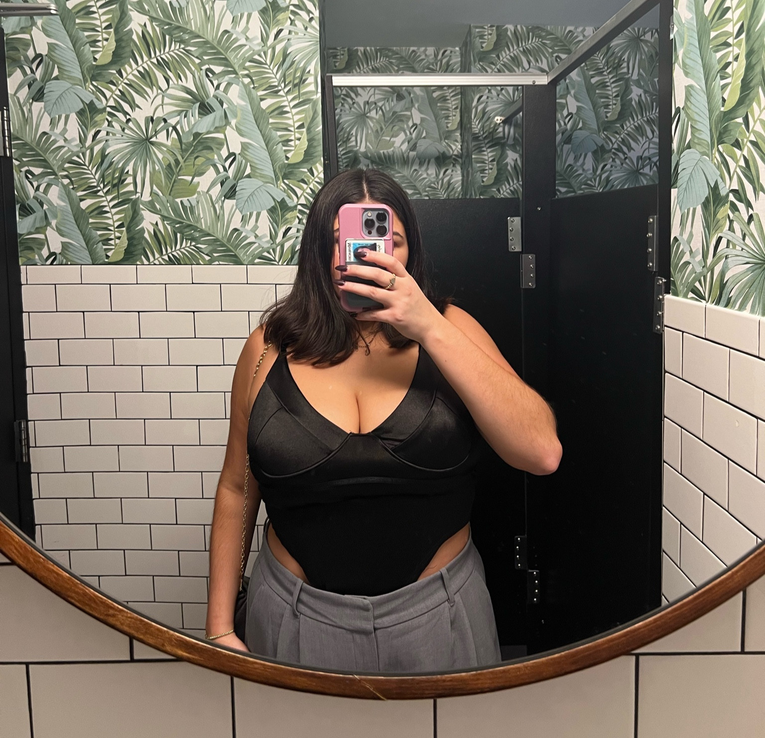 Mirror selfies are always in….

I am newly obsessed with these pants from @abercrombie ! I wore then out to dinner and they are so chic yet feel like loungewear- my normal size was a baggier fit which was exactly how i wanted them 🖤

Minimal outfit, outfit inspo, classy outfit, aesthetic, neutral aesthetic, fall outfit, city outfit, street style, effortless chic, pinterest inspo, parisian fit, outfit board, ootd, style diaries, 

.
.
.
.
#microblogger #aesthetica #stylediaries #contentcreator #trouserstyles #minimalvibes #aestheticedit #discover #discoverbeauty #neutrals #pinterestaesthetic #pinterestinspo #pinterest #cityfashion #pinterestinspired #microinfluencer #winterfashion #winterstyle #outfitftheday #fashionstyle 

#LTKstyletip #LTKFind #LTKunder100