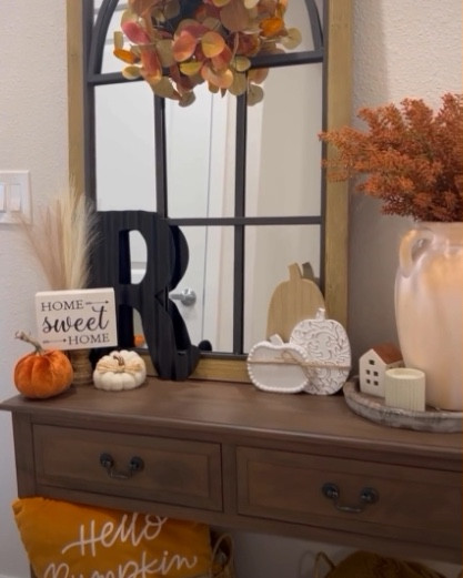 Fall entryway inspo for your apartment🍂🫶🏼

#LTKStyleTip #LTKSeasonal #LTKHoliday