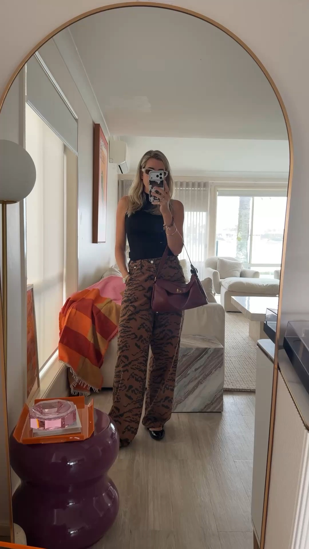 My outfit for today

Top size 2 Viktoria and Woods (its an old one but found some similar pieces)
Jeans size 27 Essentiel Antwerp (found some similar pieces as well)
Bag Reh Studios
Shoes size 40 Alaia
Sunnies Miu Miu

#LTKstyletip #LTKaustralia #LTKautumn