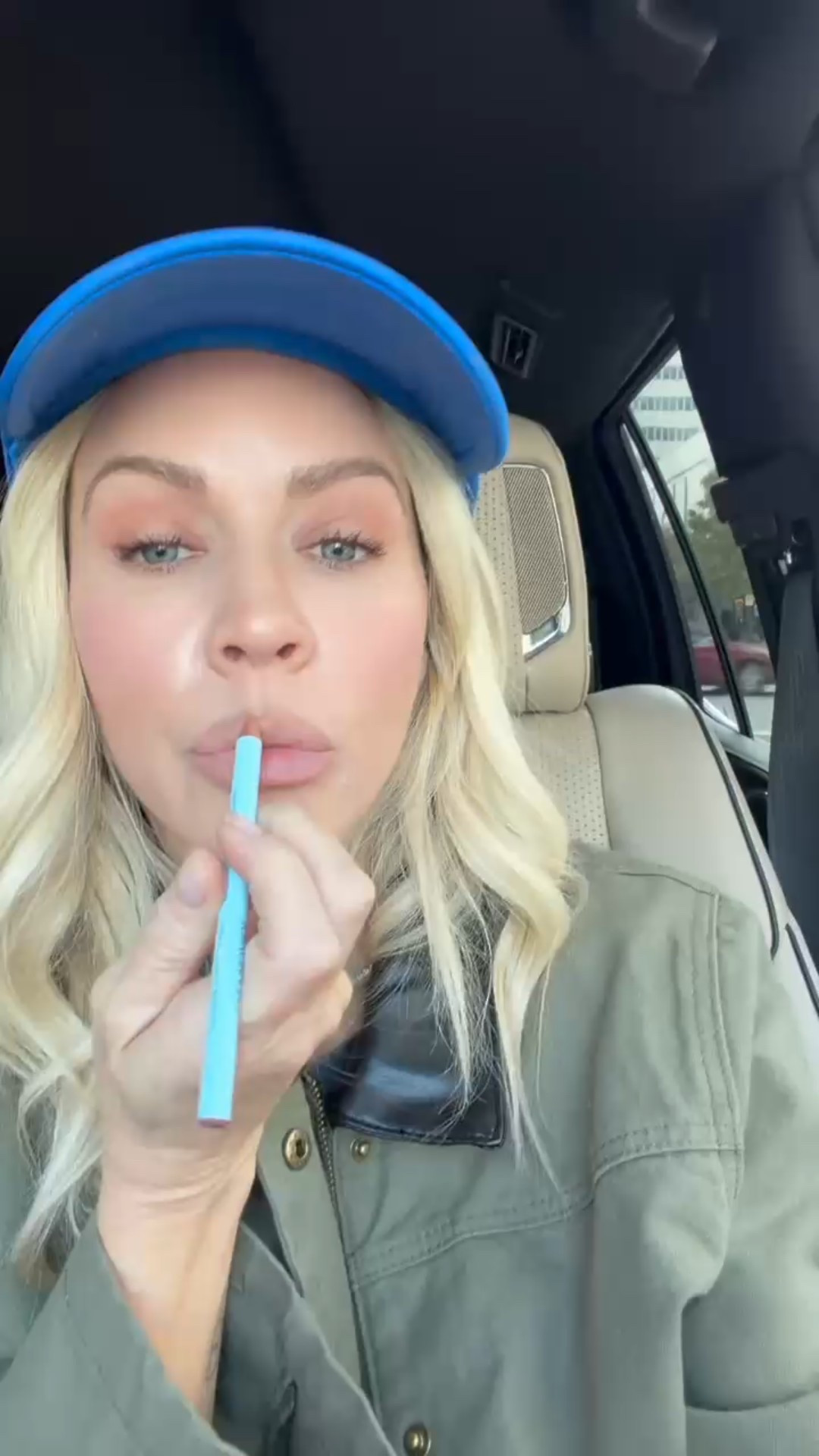 An easy everyday look!!👀 

#LTKCyberWeek #LTKGiftGuide #LTKBeauty