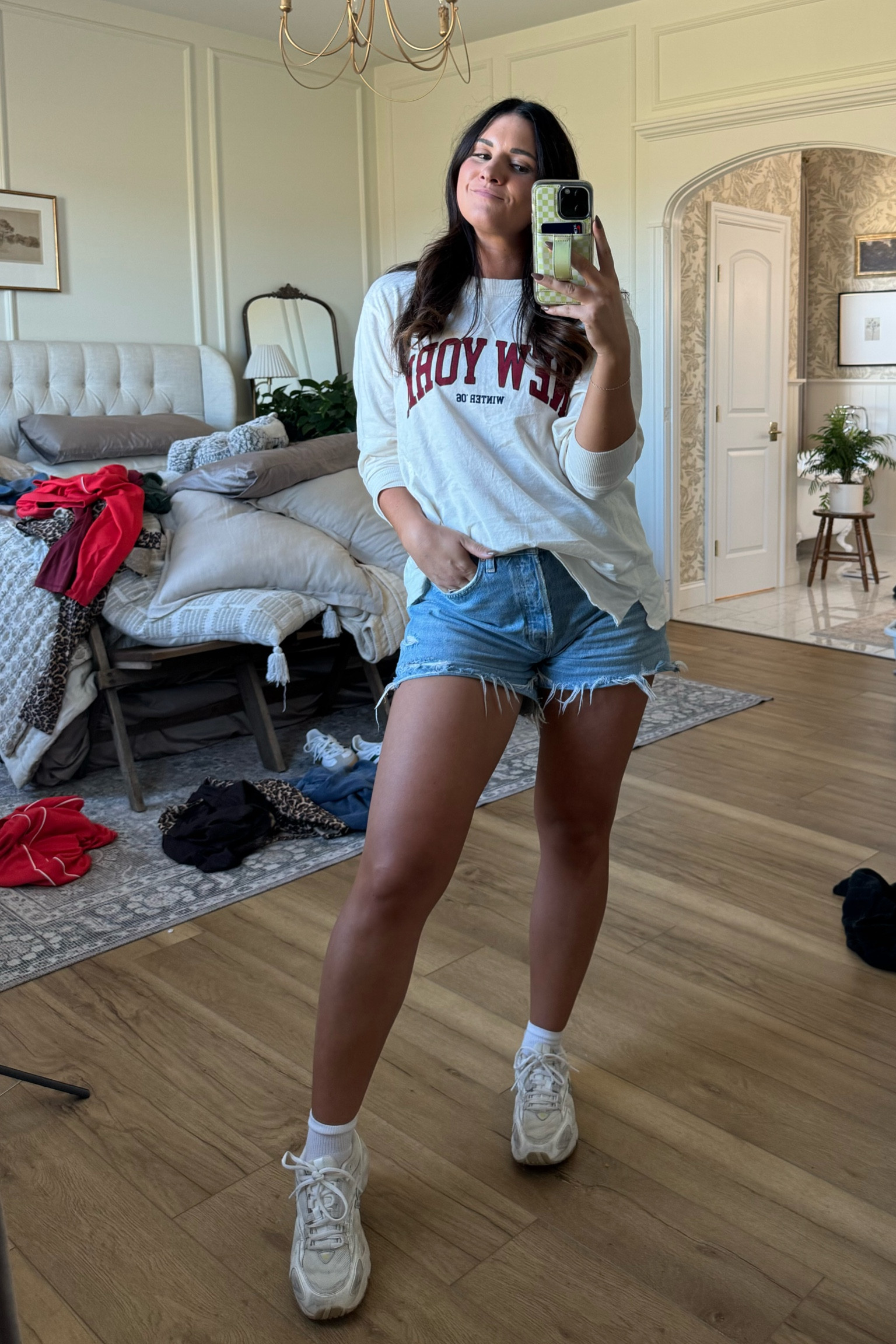 She’s transitioning to falllllllll
wearing a small in the top 


#LTKSeasonal #LTKFallSale #LTKStyleTip