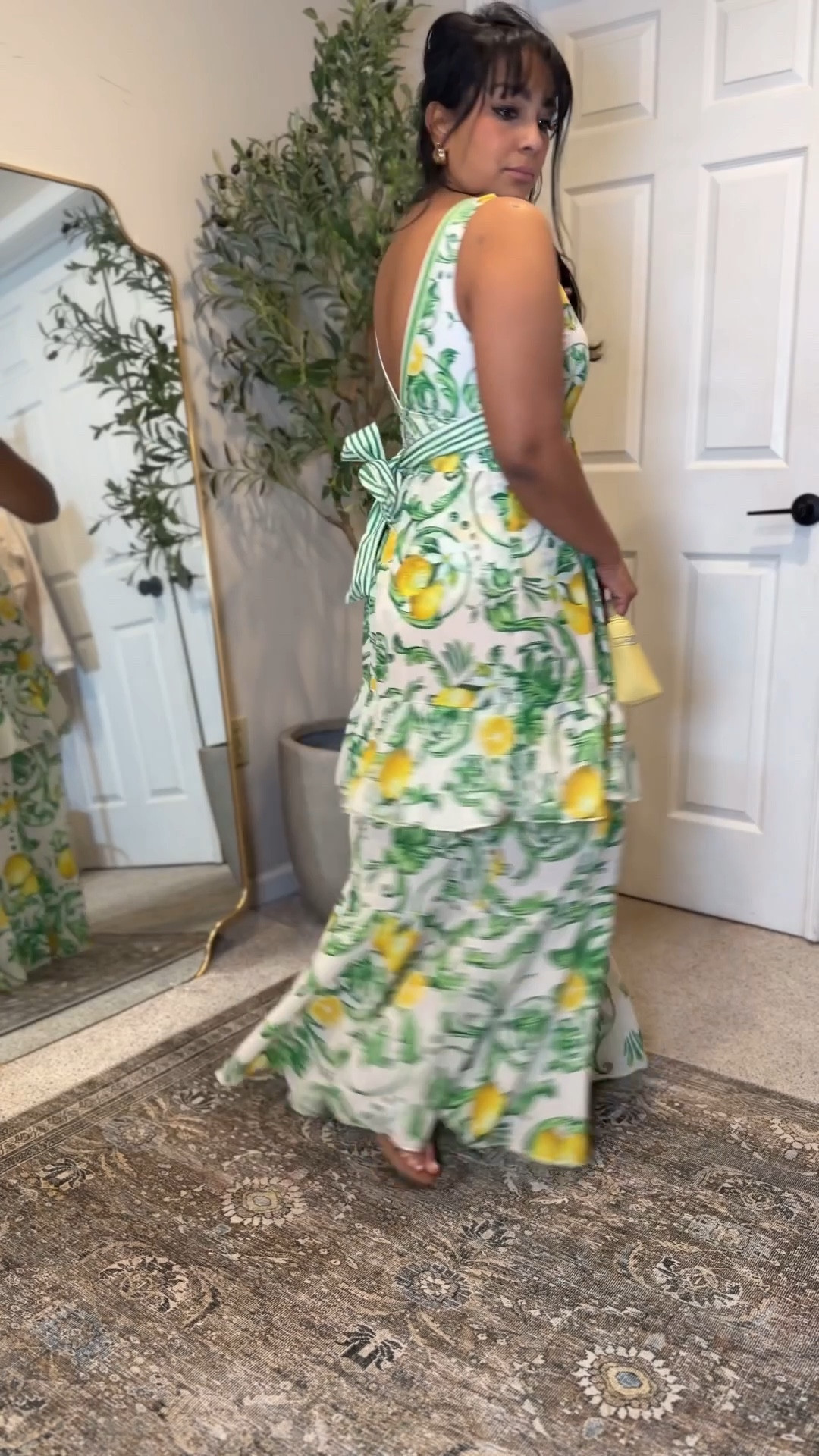 This Amazon set??? I’m actually obsessed 😍
The fit, the print, the BACK… it’s giving full vacation vibes ✈️✨

And the fact that it’s flattering on a midsize body?? SAY LESS 👏

#LTKgrwm #LTKSwim #LTKmomlife