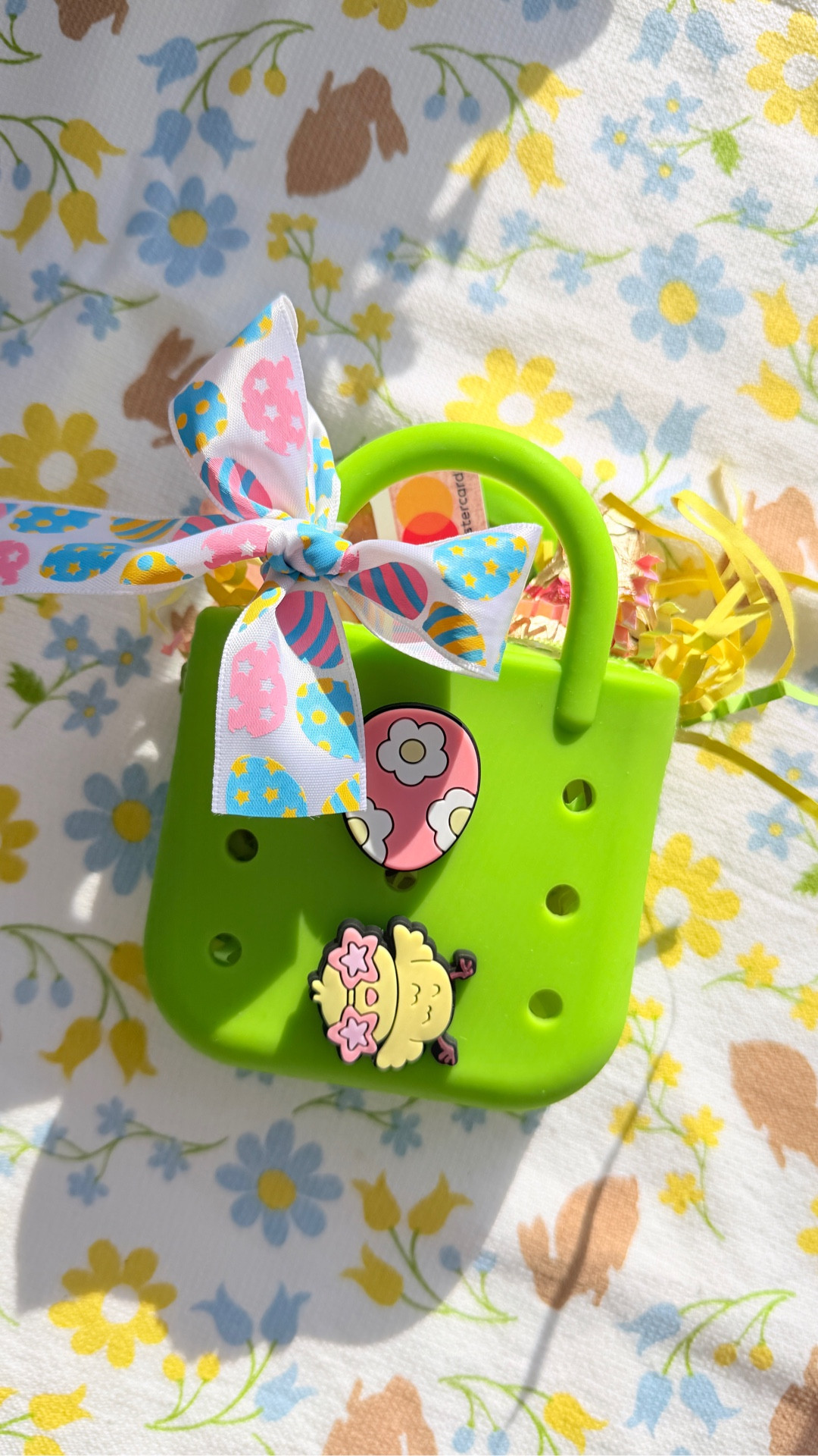 Looking for a cute way to gift cash or a gift card? 👀🎁
This mini tote bag makes it feel SO much more special 💛
Add cash or a gift card inside, plus a few small extras like candies or mini self-care goodies ✨
It’s simple, thoughtful, and actually feels like a real gift — not just an envelope 😌
We made this one Easter-themed 🐰
but you can use this idea all year round 😌
Follow for more easy + creative gift ideas ✨

#LTKSeasonal