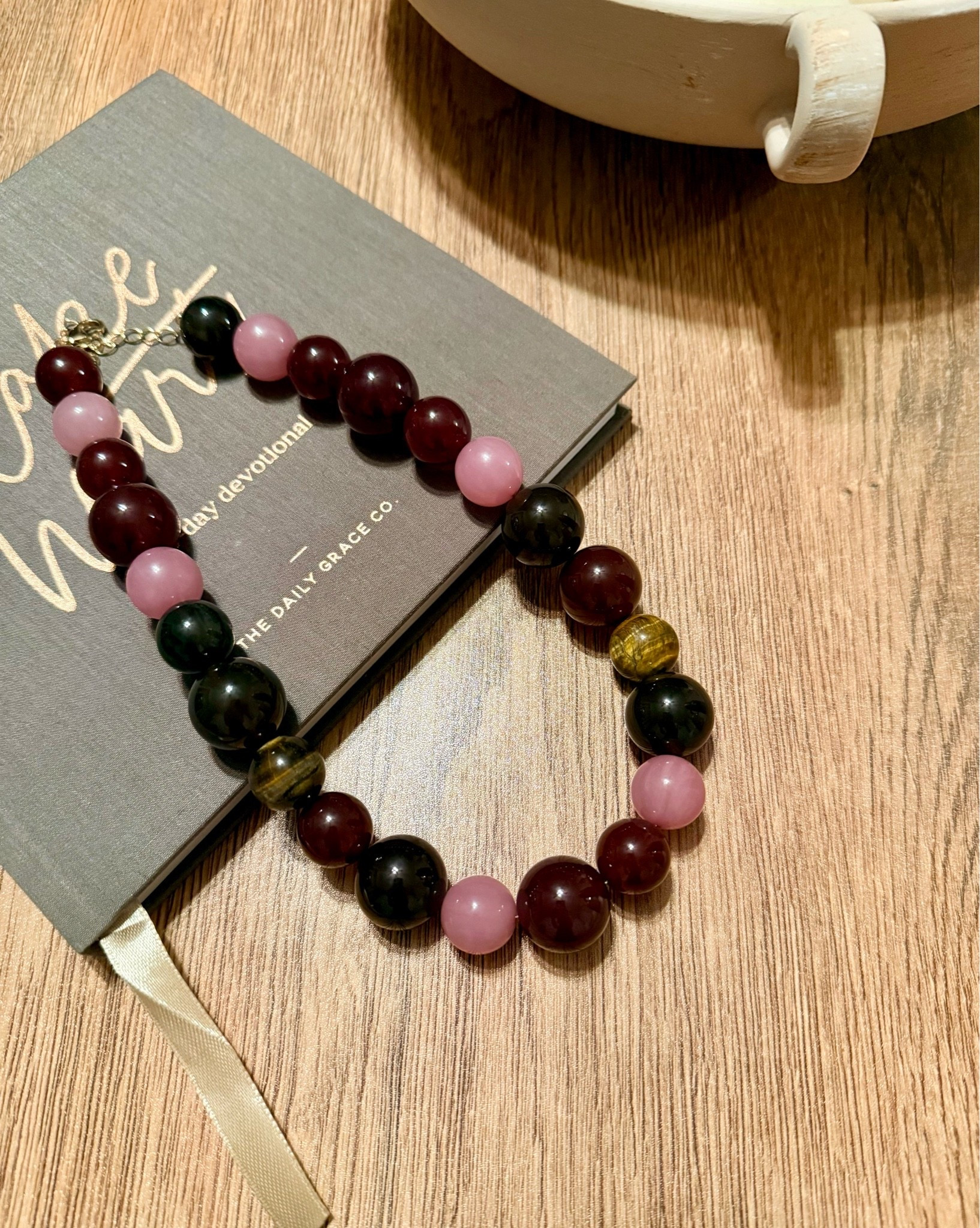 Love this multicolored statement necklace from Loft. Perfect for the season. I also got the Striped Stitchy Sweater. They go perfectly together. It’s a great fall outfit.

#LTKSeasonal #LTKSaleAlert #LTKootd