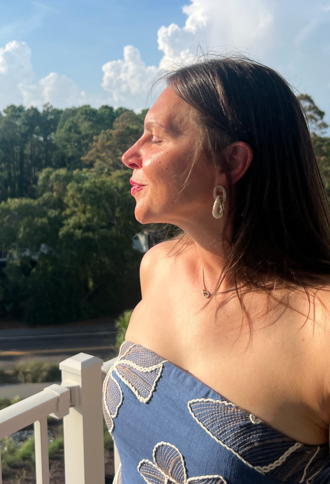 That sun-kissed glow! Love a good balcony during golden hour on vacay! 
.
#celebratesavvy


#LTKTravel #LTKHoliday #LTKOver40
