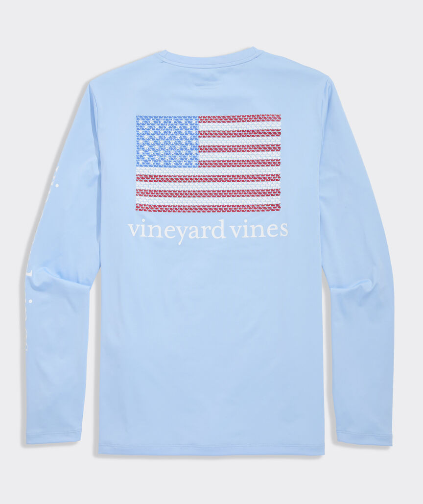 Performance American Flag Whales Long-Sleeve Harbor Tee | vineyard vines