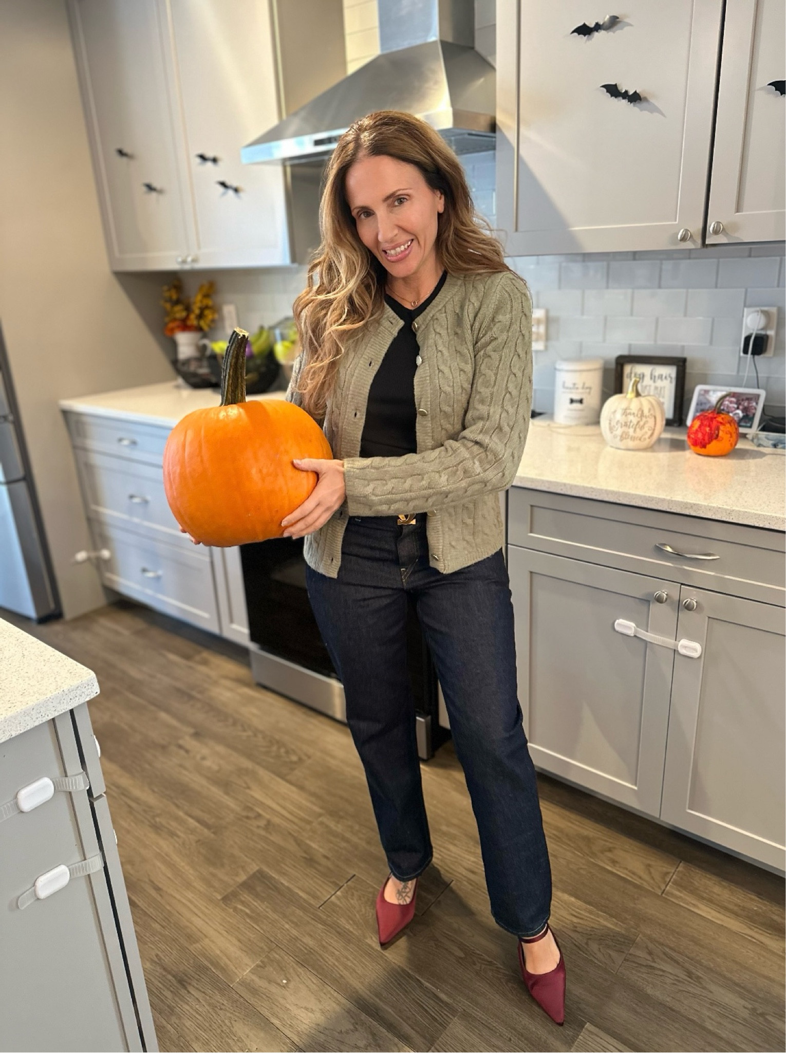 Carved my 🎃 last night! 

Such a perfect & cozy Fall sweater, comes in many colors too ☺️

#LTKShoeCrush #LTKHoliday #LTKFindsUnder100