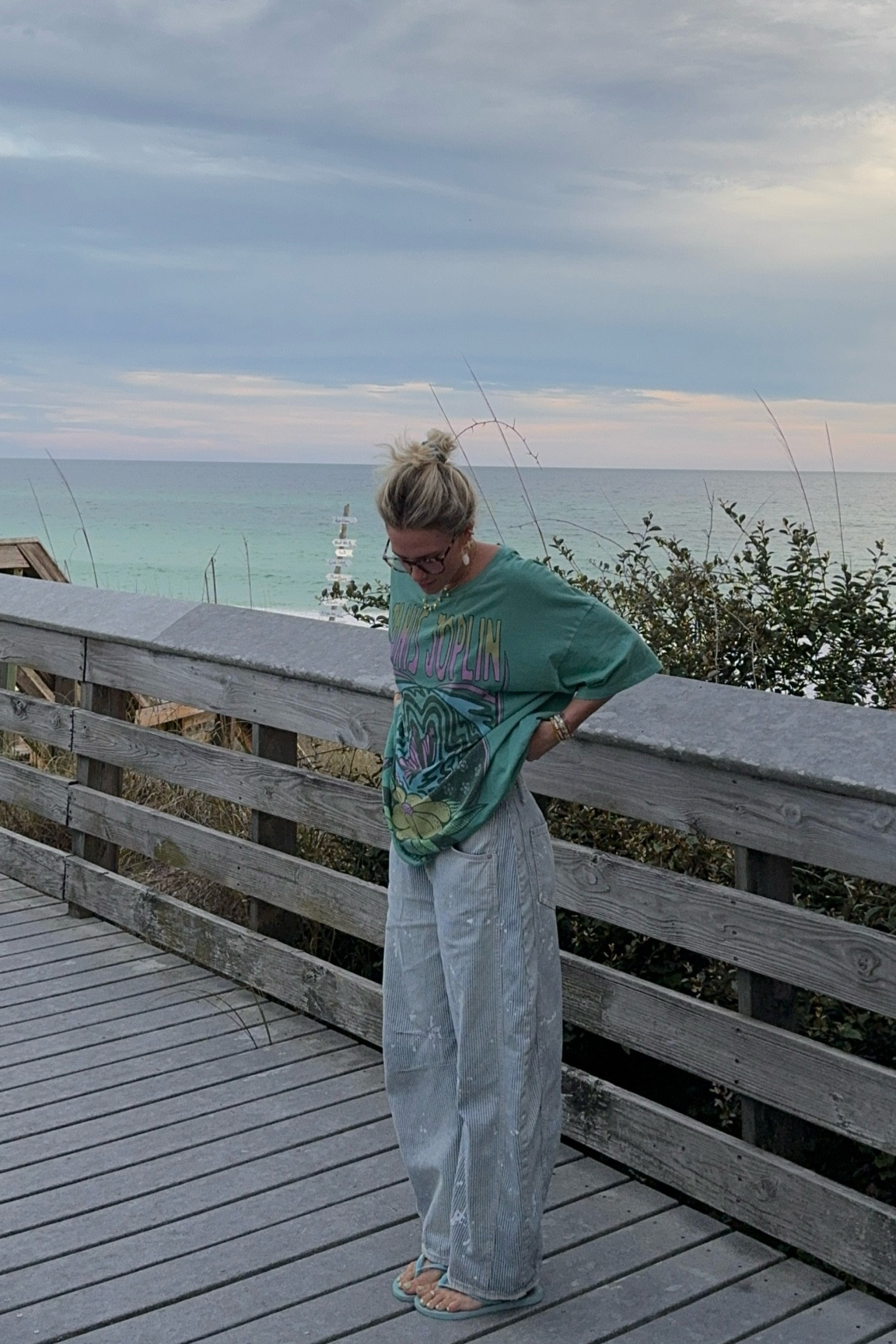 27 in pants! Shirt is older American eagle one I linked is super similar! 💚

#LTKsalealert #LTKU #LTKSeasonal