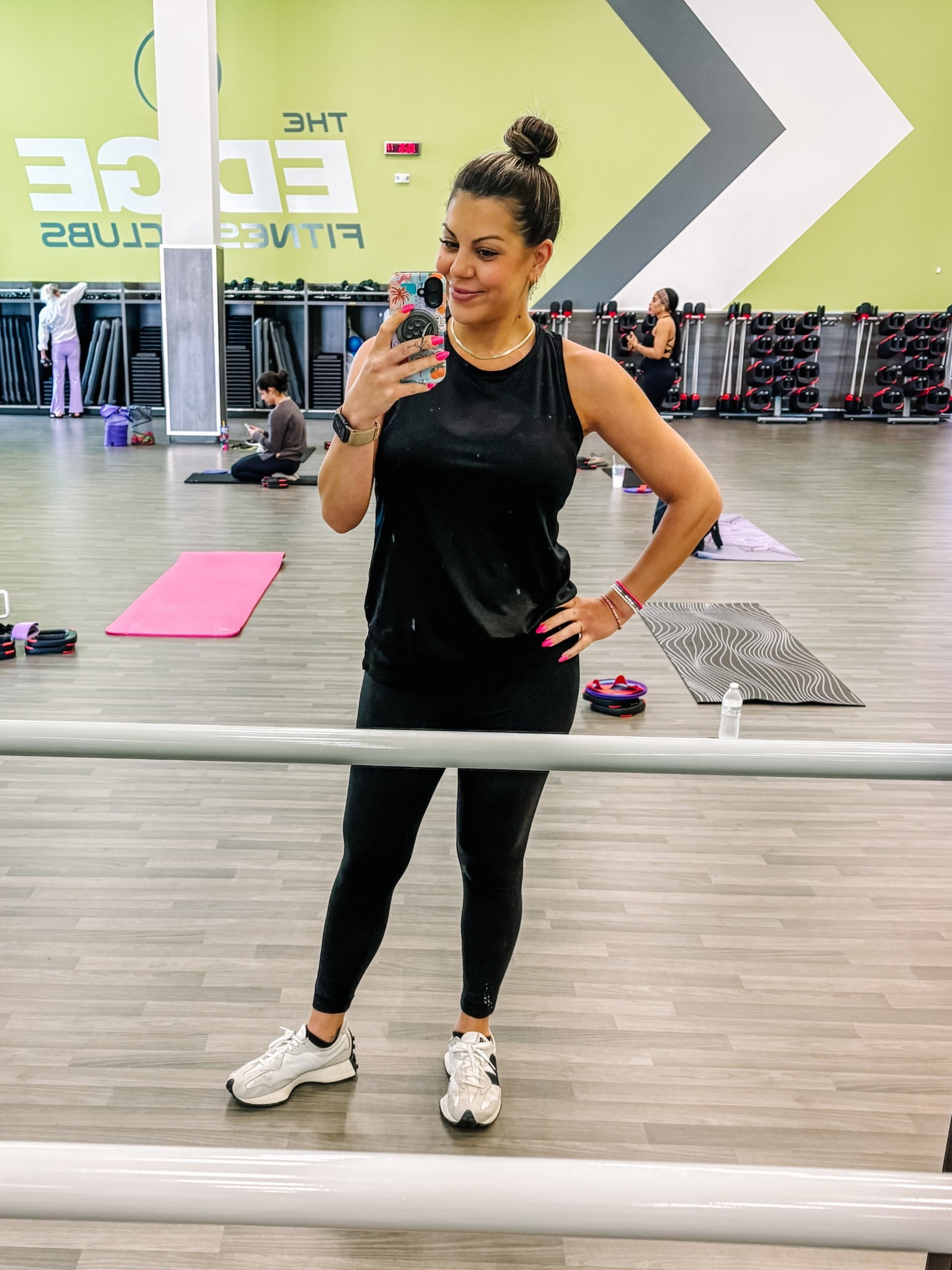 Gym OOTD!! 🖤🖤
Everything is linked and fits TTS!!

#LTKActive #LTKFindsUnder50 #LTKStyleTip