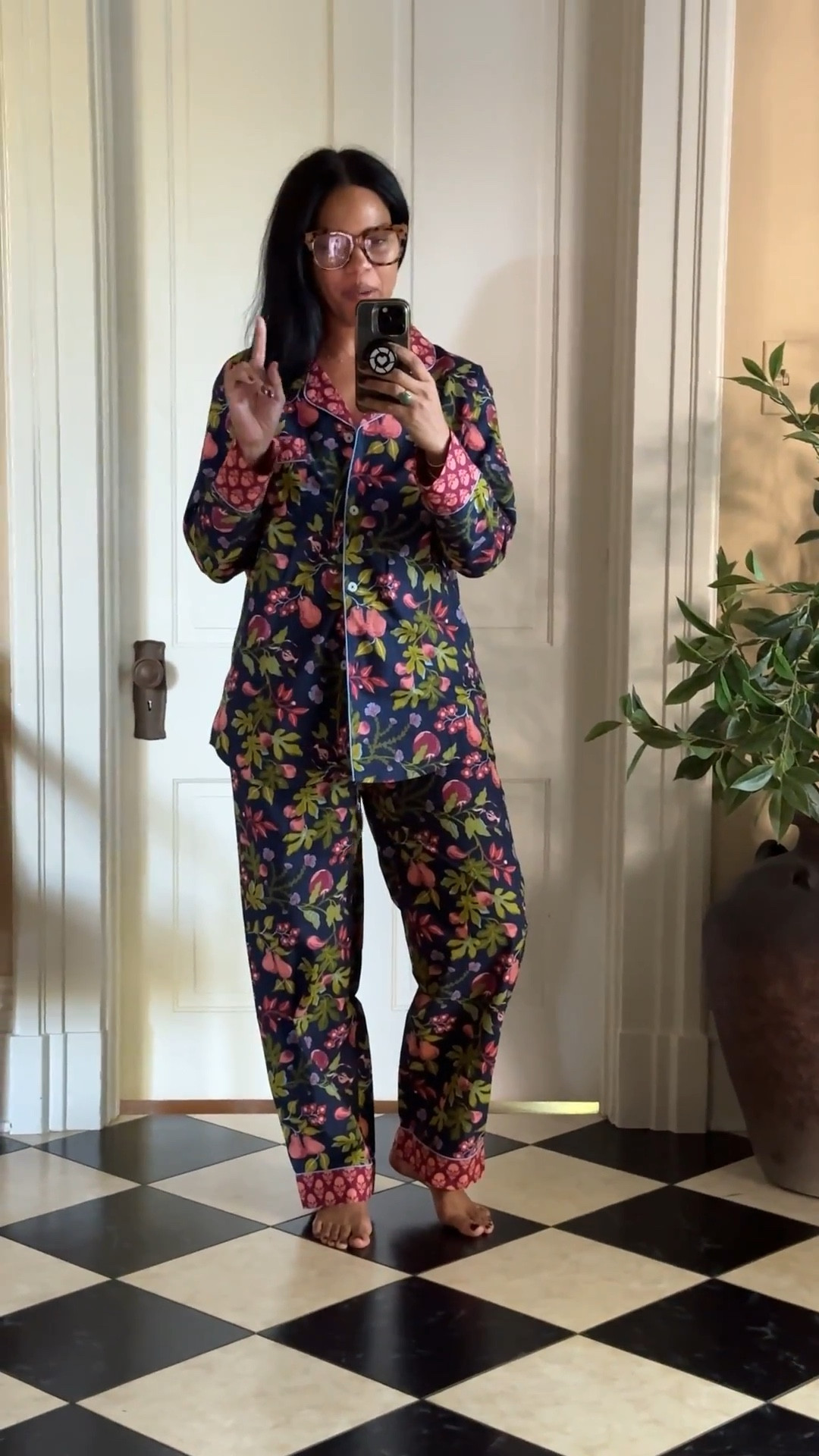 These have quickly become some of my favorite pajamas: luxurious, comfortable, adorable prints & great for gifts as well! Linked some of my favorites & their holiday collection. 