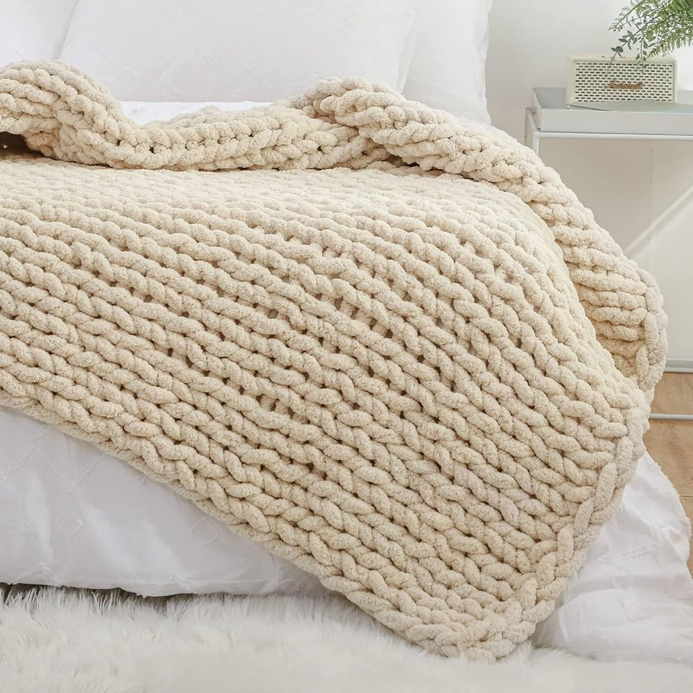 YAAPSU Chunky Knit Blanket Throw 60"x80", Soft Jumbo Chenille Throw Blanket, 100% Hand Knitted Th... | Amazon (US)