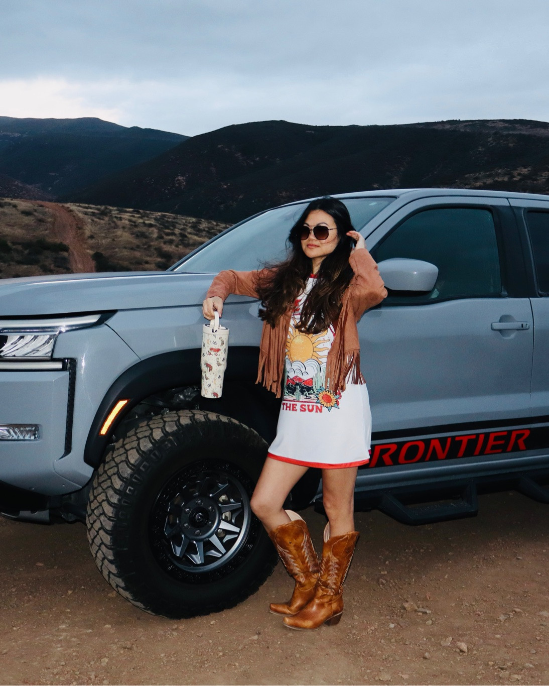Cute western outfit with matching water bottle 🤩

#LTKootd #LTKTravel #LTKActive