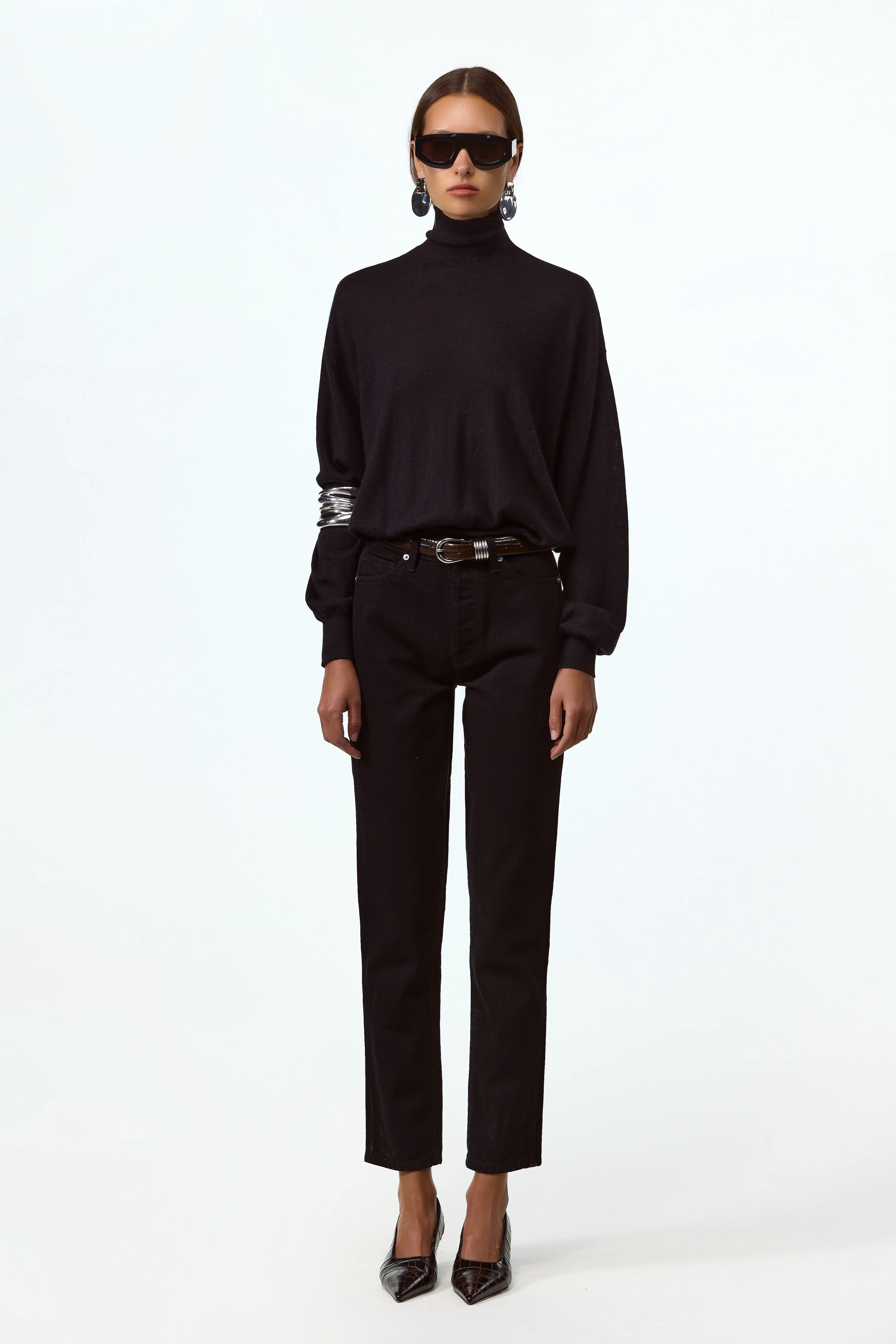 Relaxed Cashmere Turtleneck (Black) | SAME